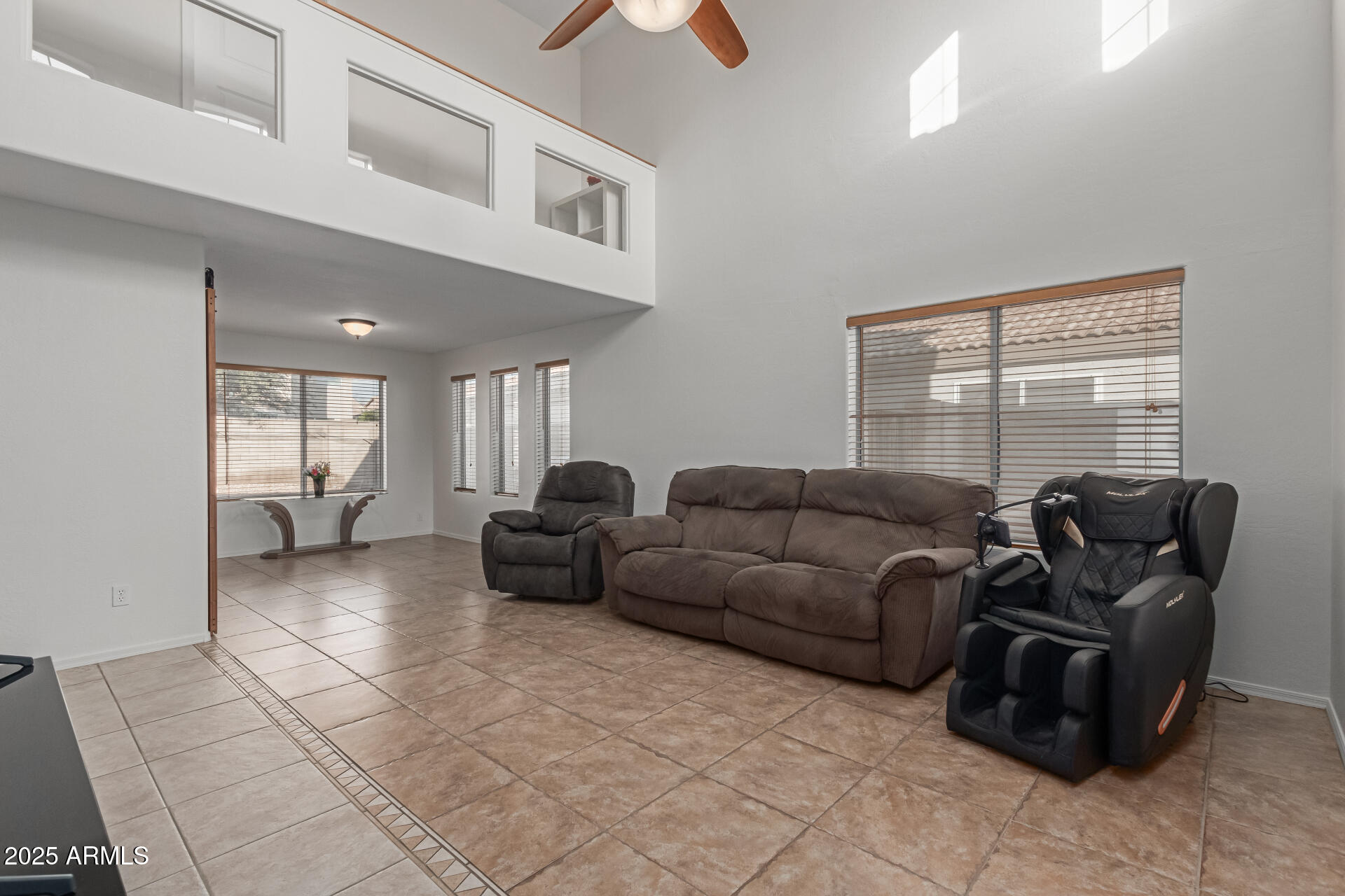 4248 E RAVEN Road