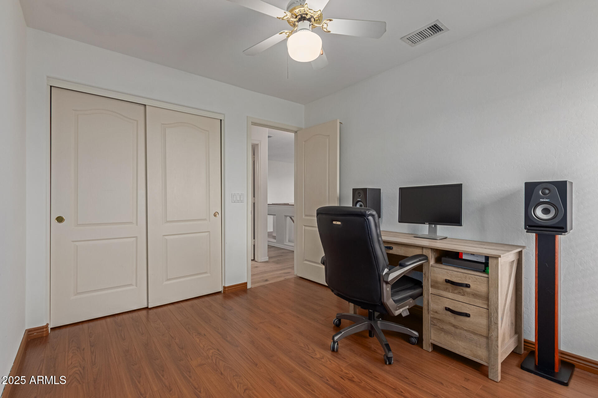 4248 E RAVEN Road