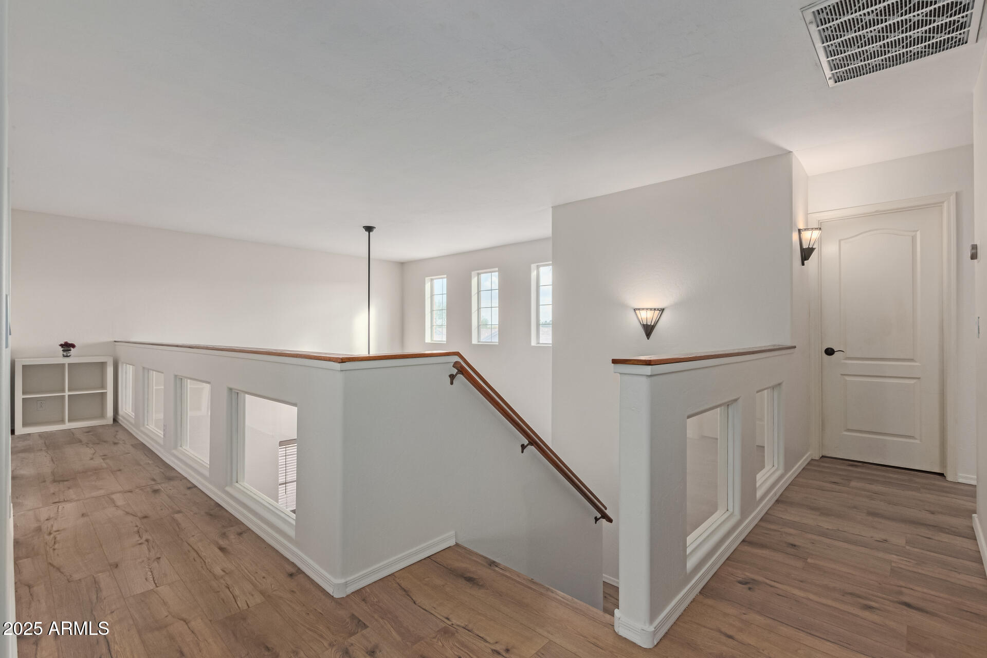 4248 E RAVEN Road