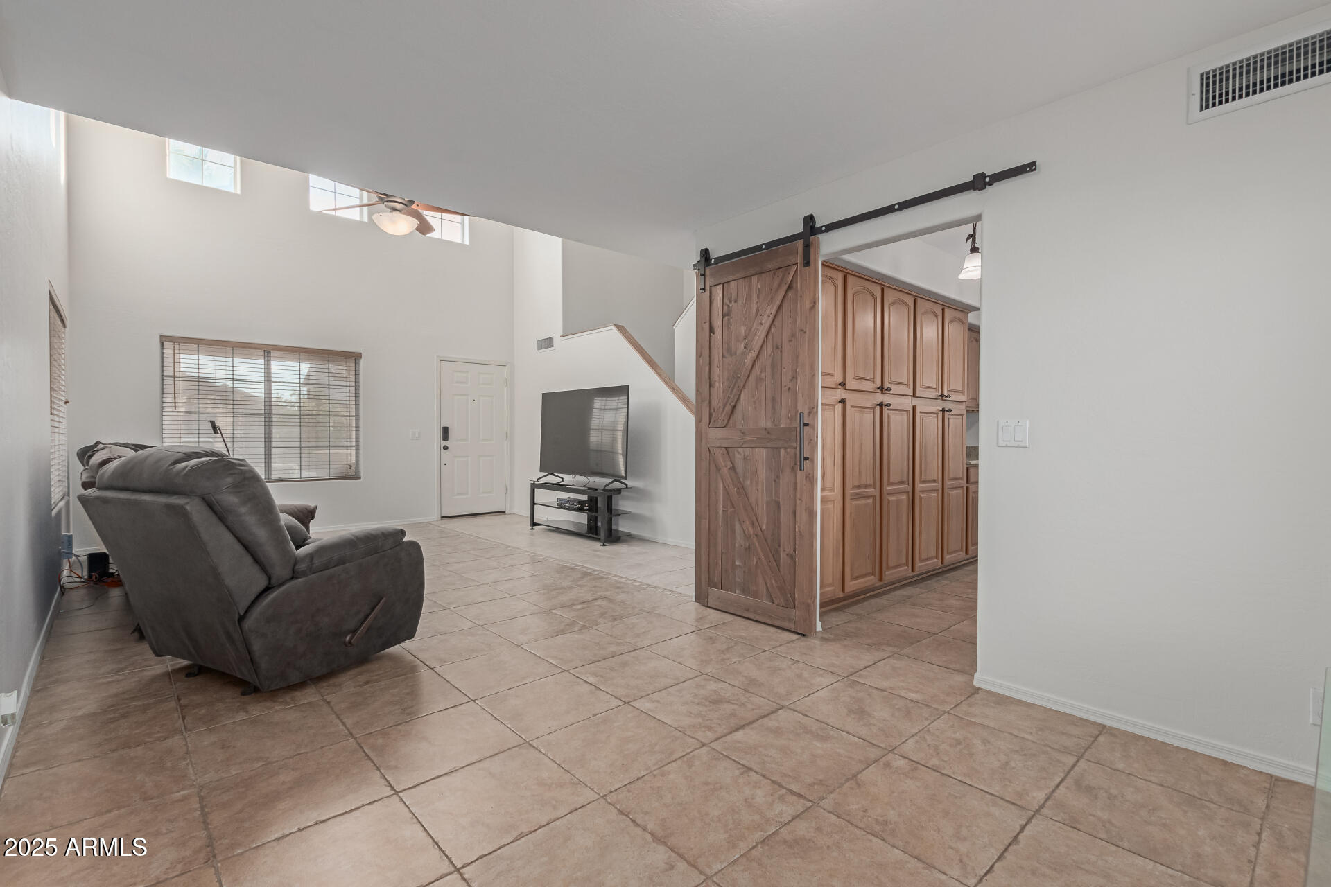 4248 E RAVEN Road
