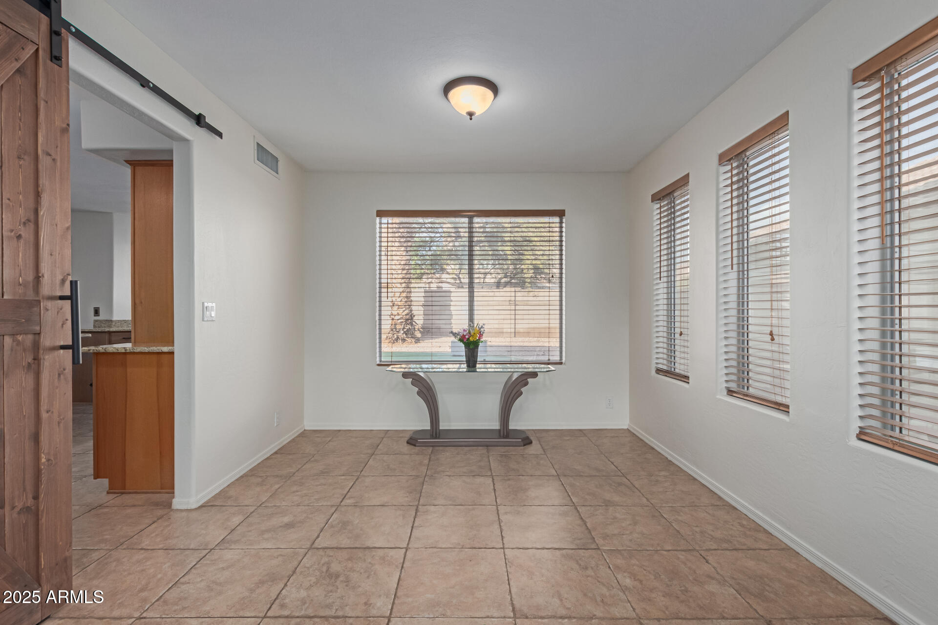4248 E RAVEN Road
