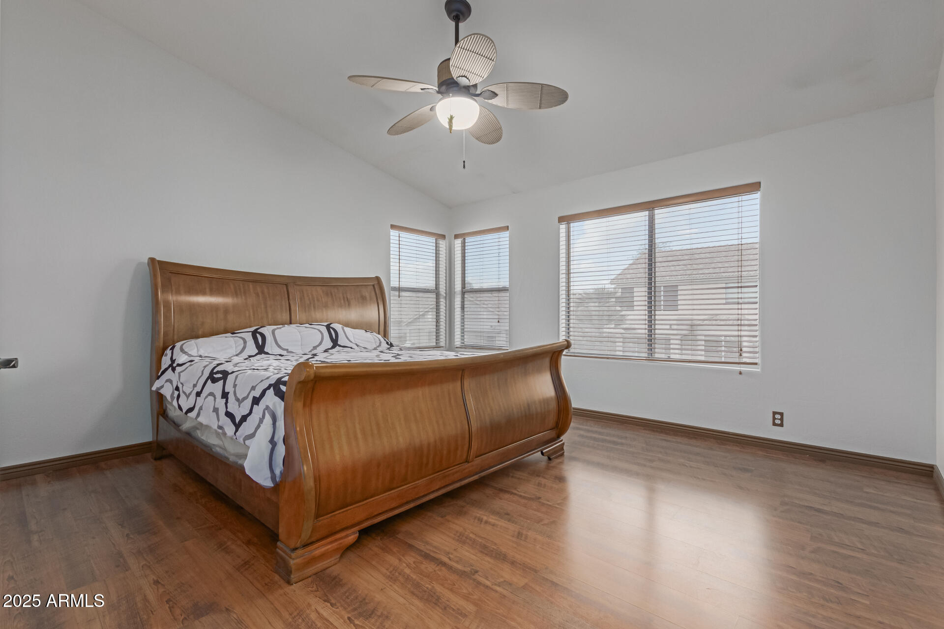 4248 E RAVEN Road