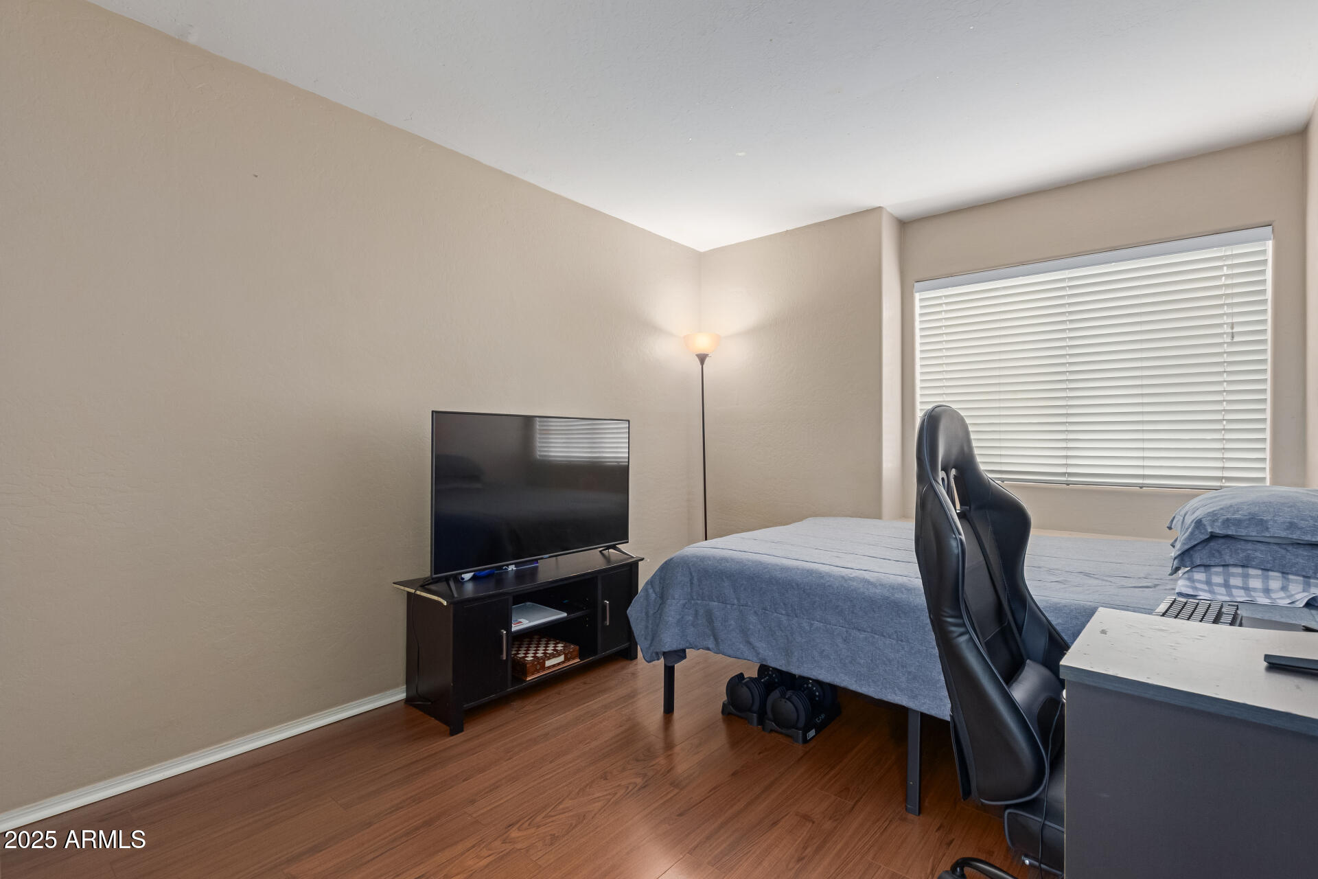 4248 E RAVEN Road