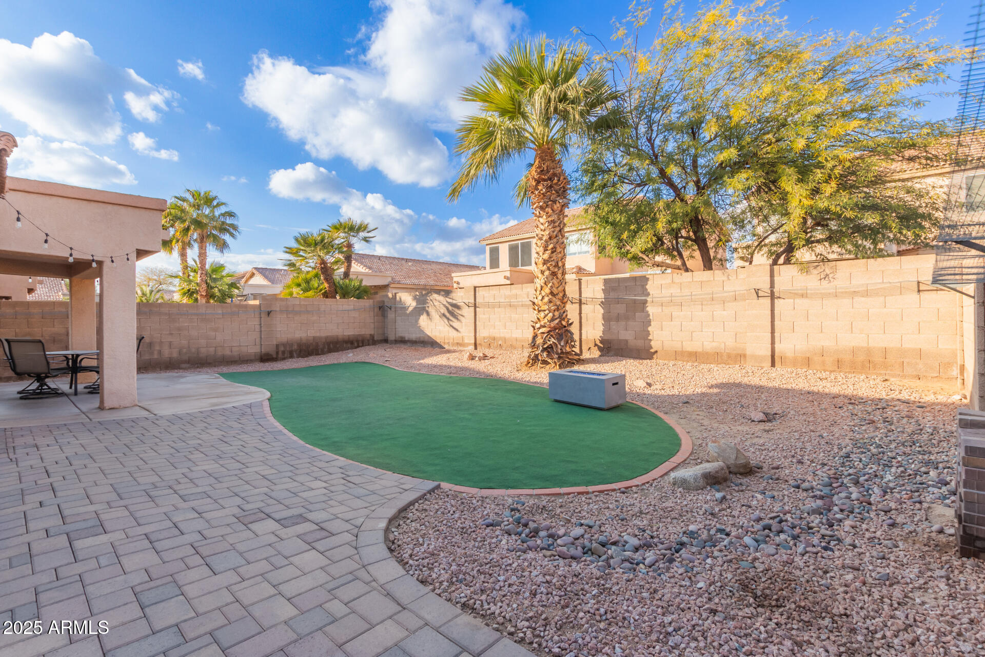 4248 E RAVEN Road