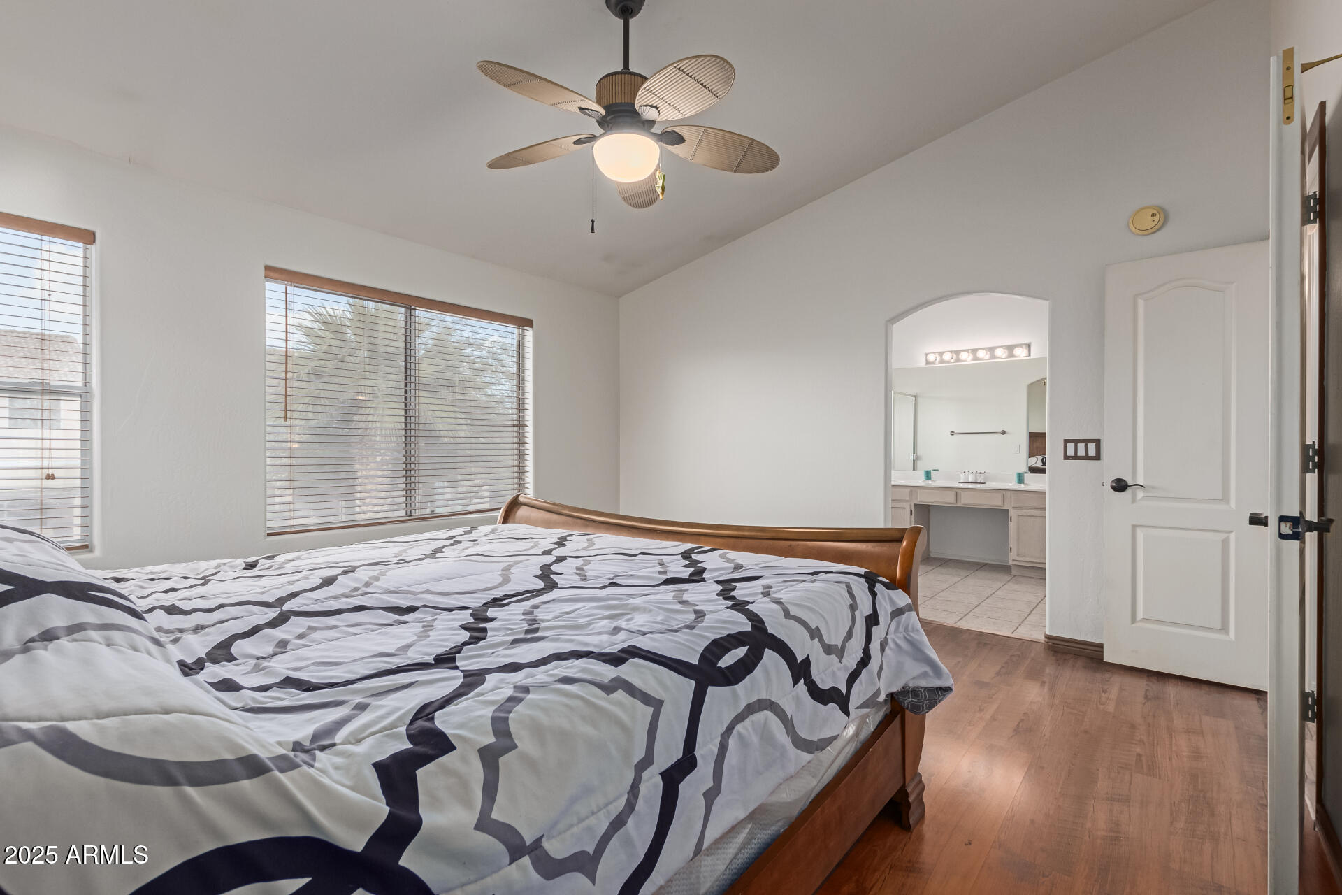 4248 E RAVEN Road