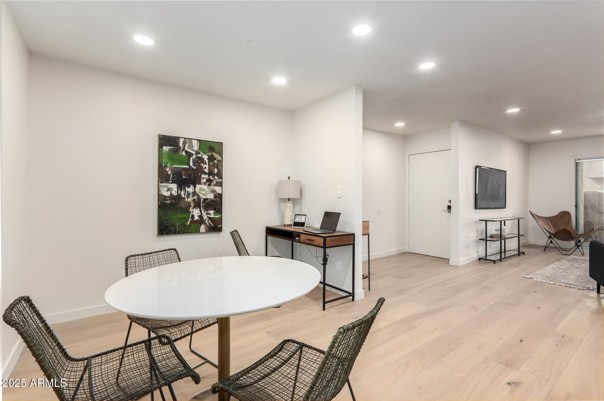 5525 E THOMAS Road # M15