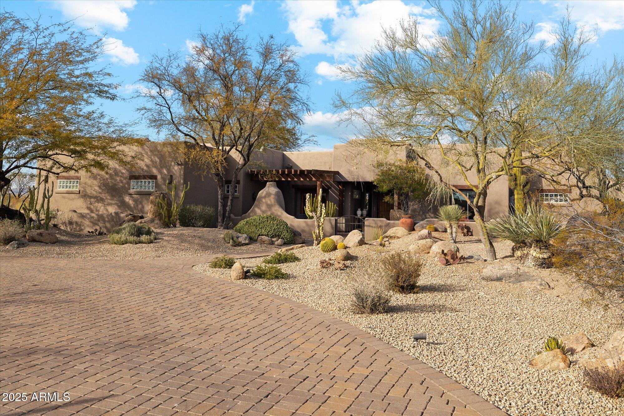 8220 E CAVALRY Drive