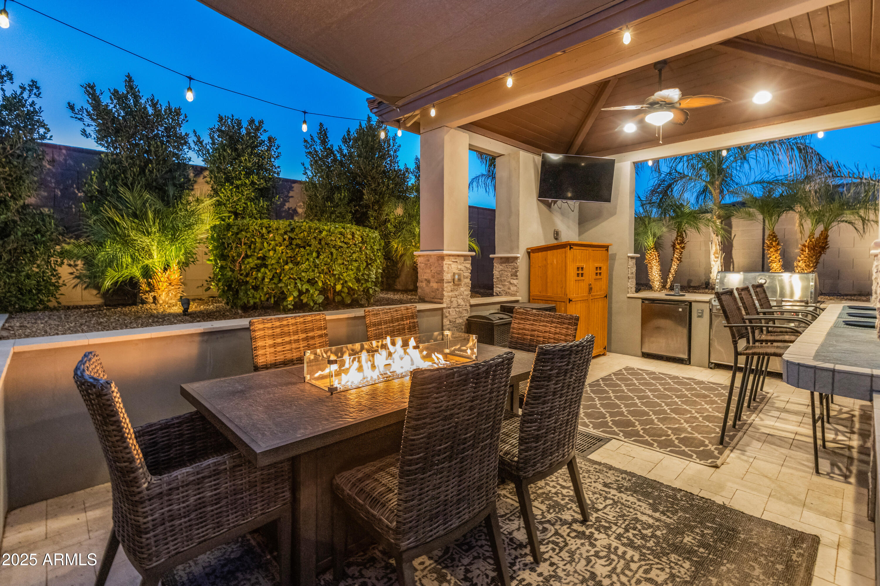 21622 E VIA DE ARBOLES --