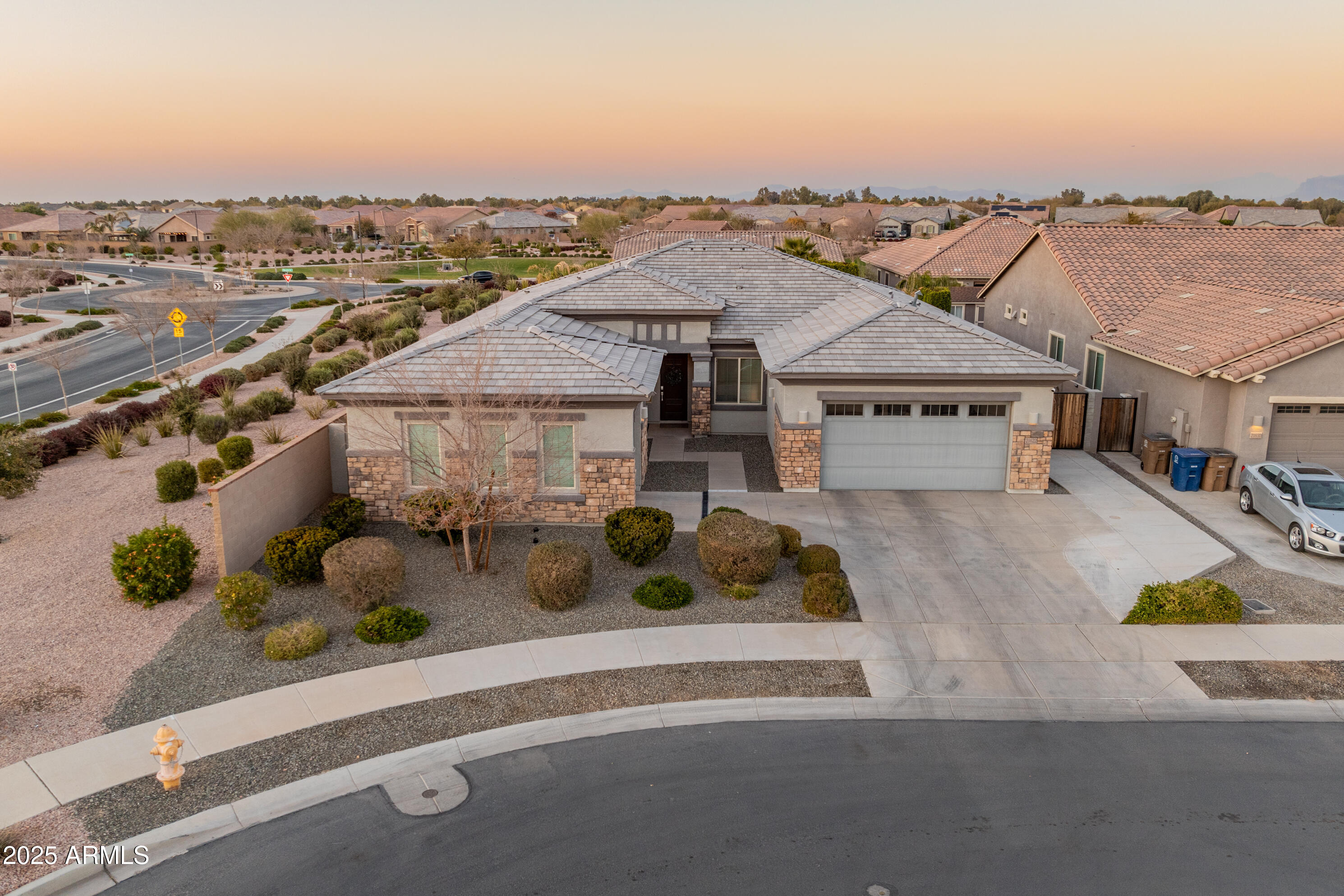 21622 E VIA DE ARBOLES --