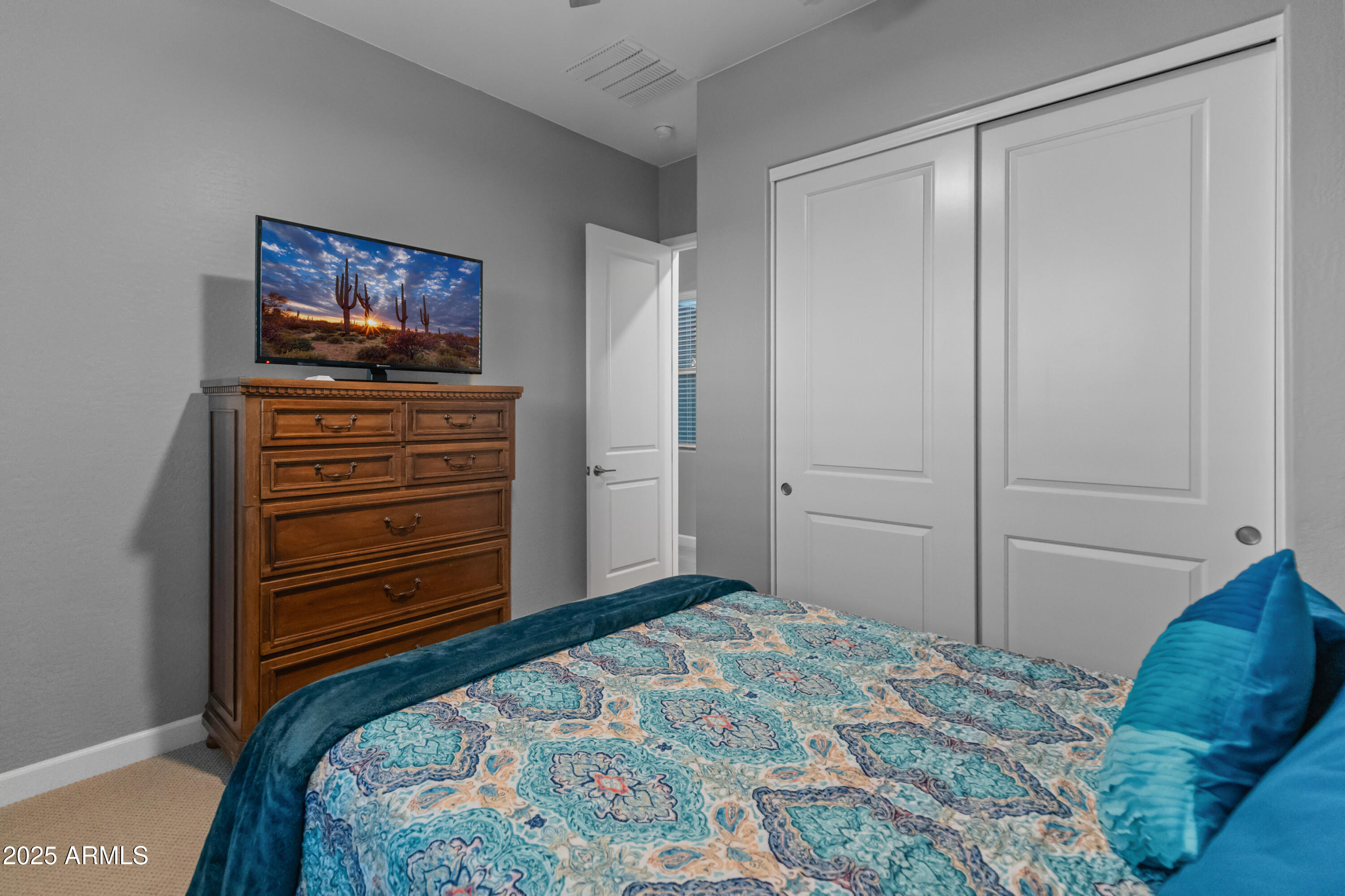 21622 E VIA DE ARBOLES --