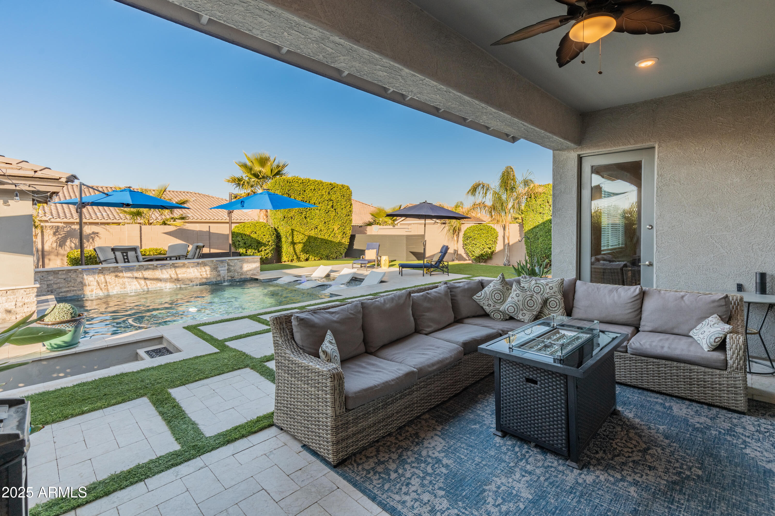 21622 E VIA DE ARBOLES --