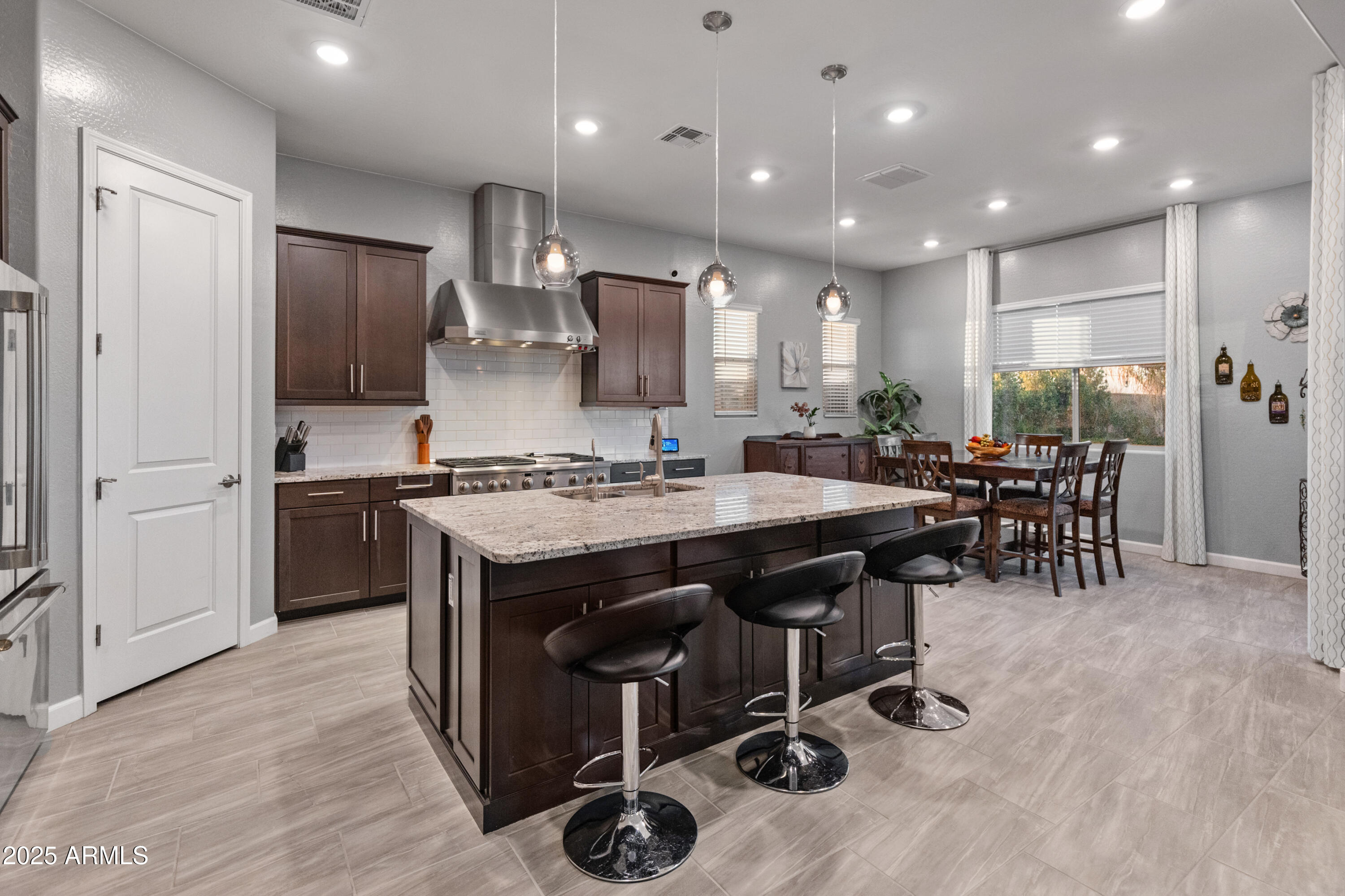 21622 E VIA DE ARBOLES --