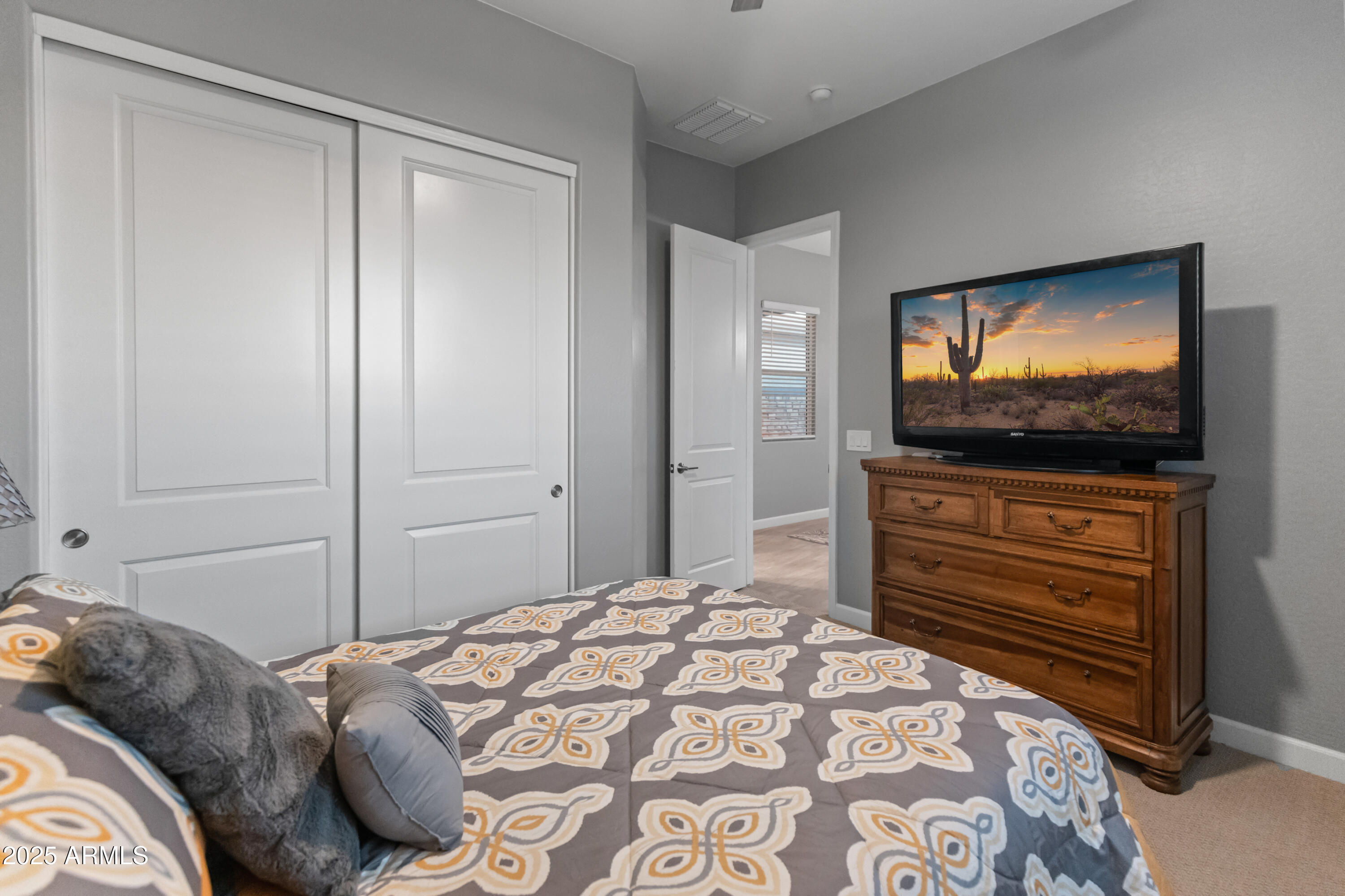 21622 E VIA DE ARBOLES --