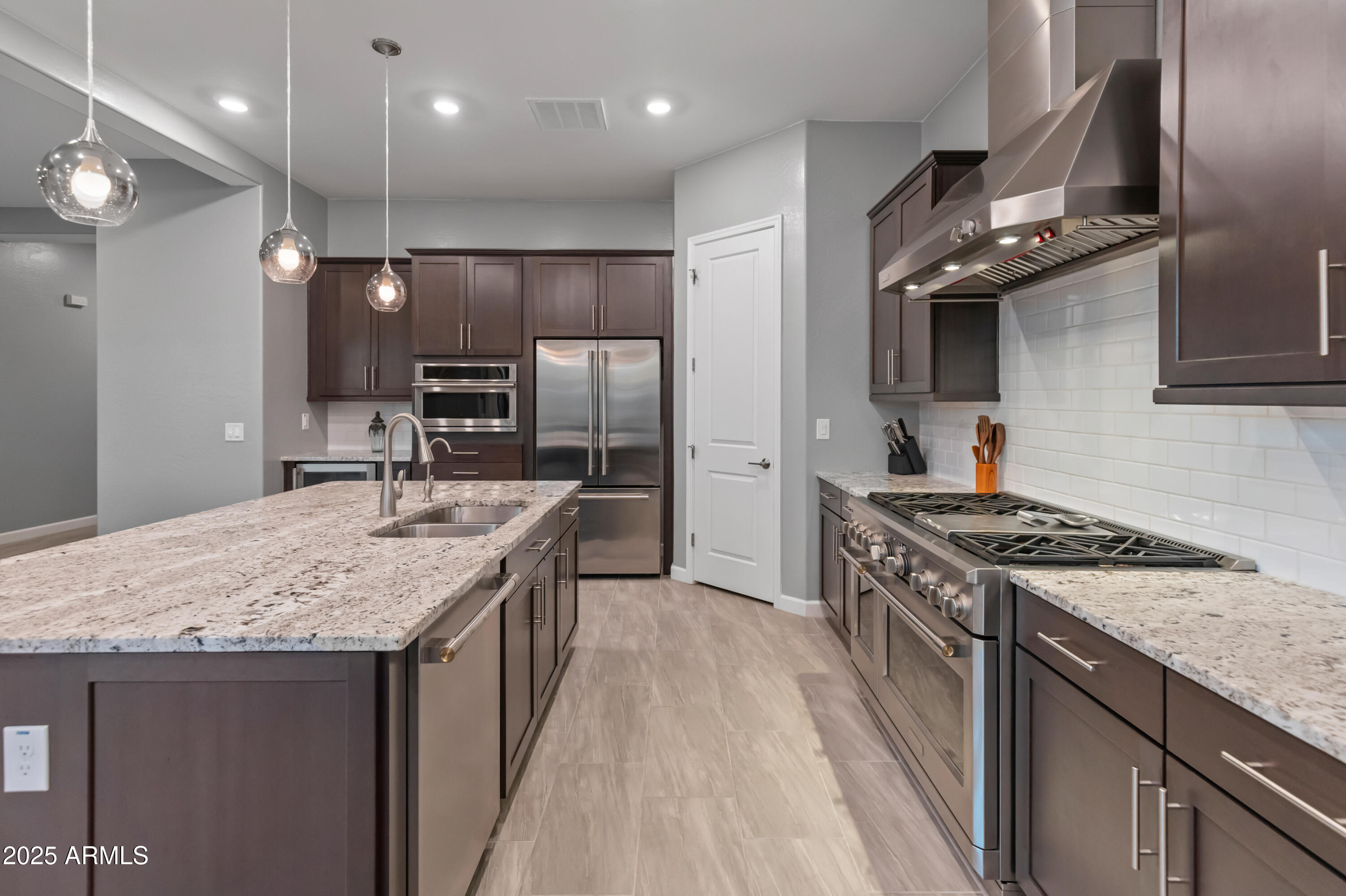 21622 E VIA DE ARBOLES --