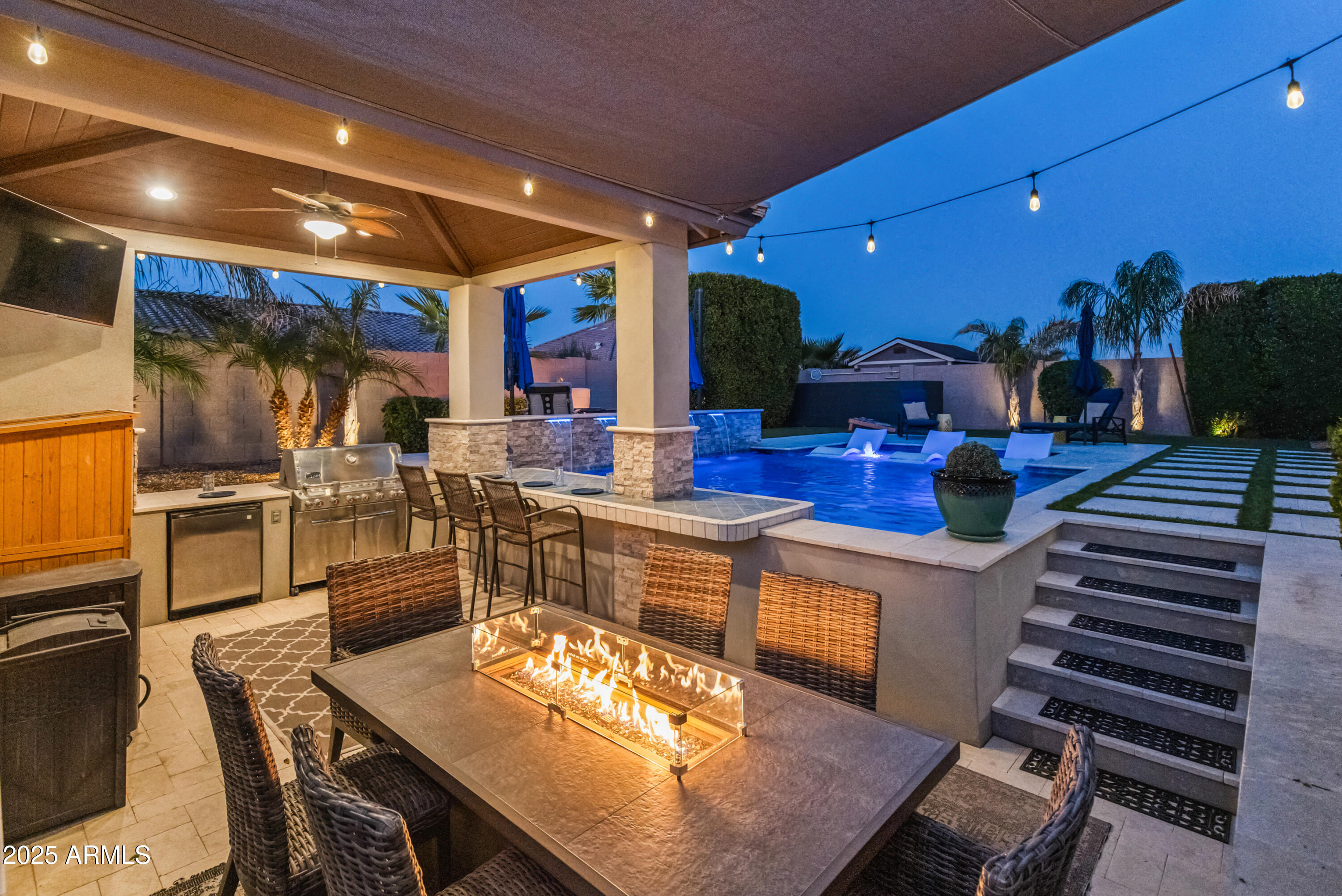 21622 E VIA DE ARBOLES --