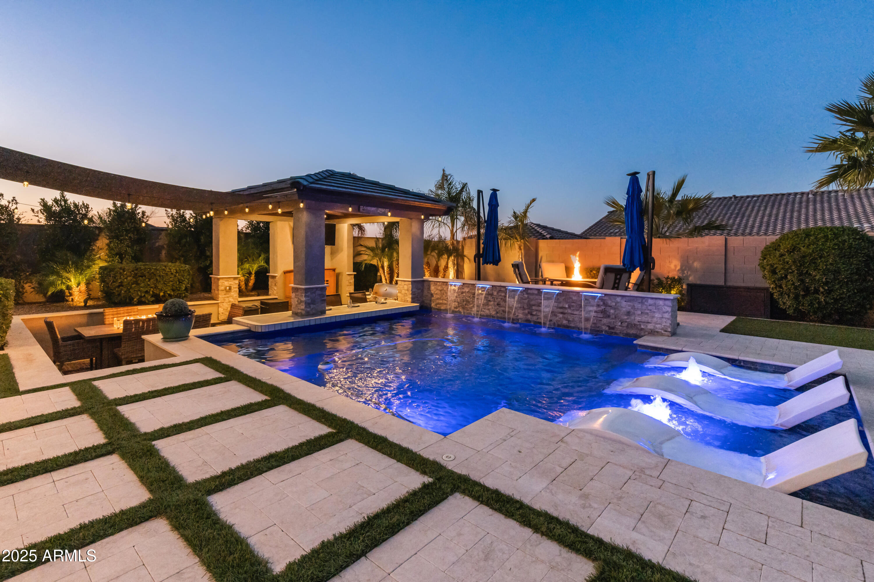 21622 E VIA DE ARBOLES --