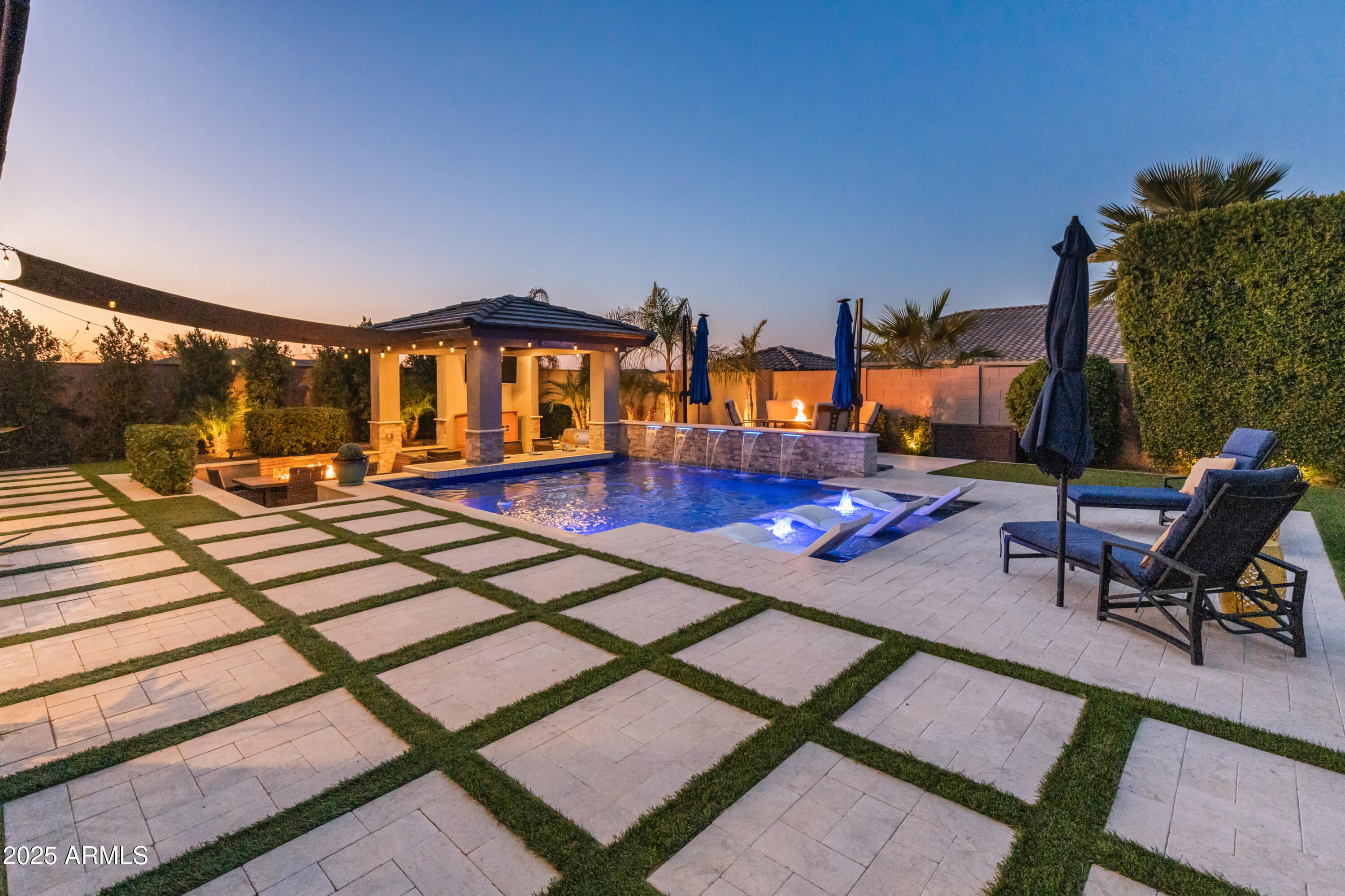 21622 E VIA DE ARBOLES --