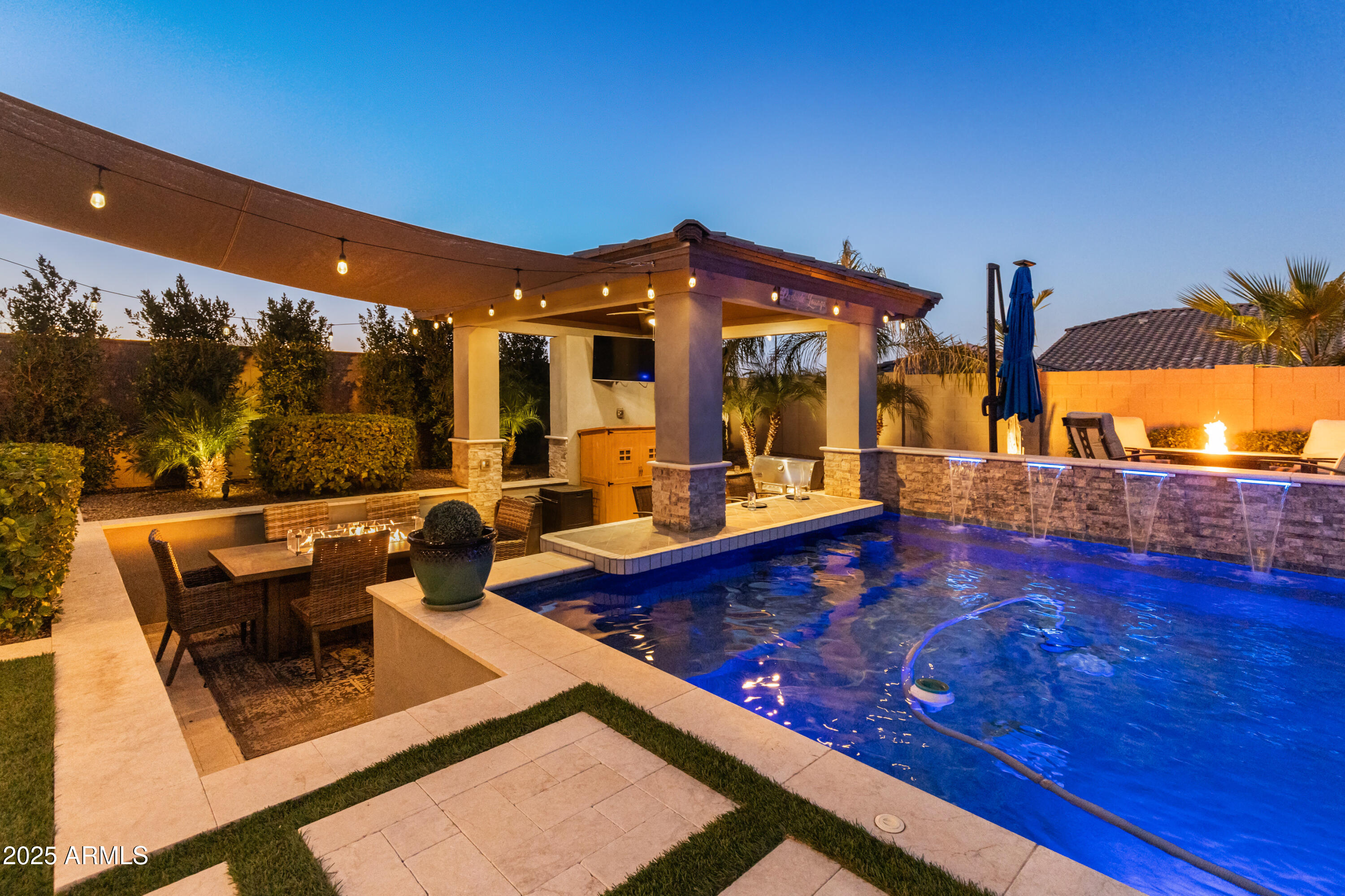 21622 E VIA DE ARBOLES --