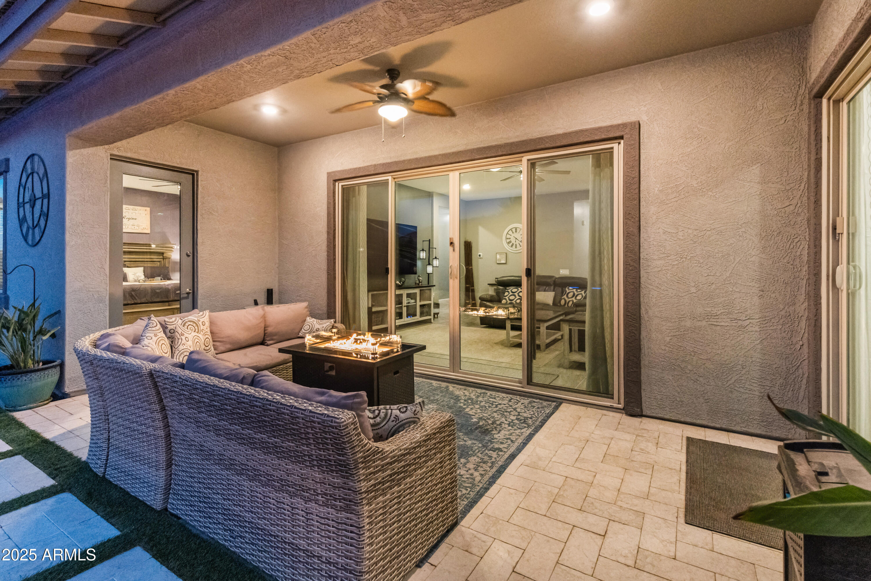 21622 E VIA DE ARBOLES --
