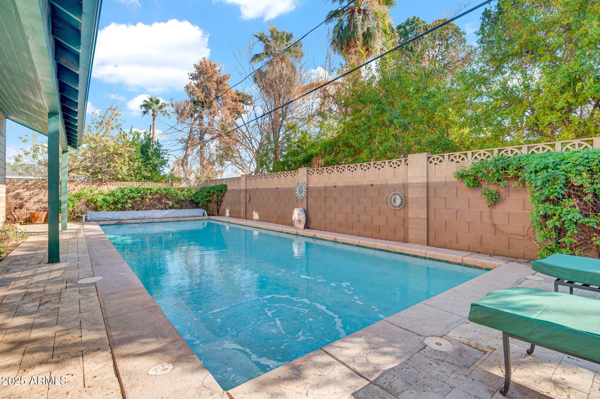 311 W GEORGIA Avenue