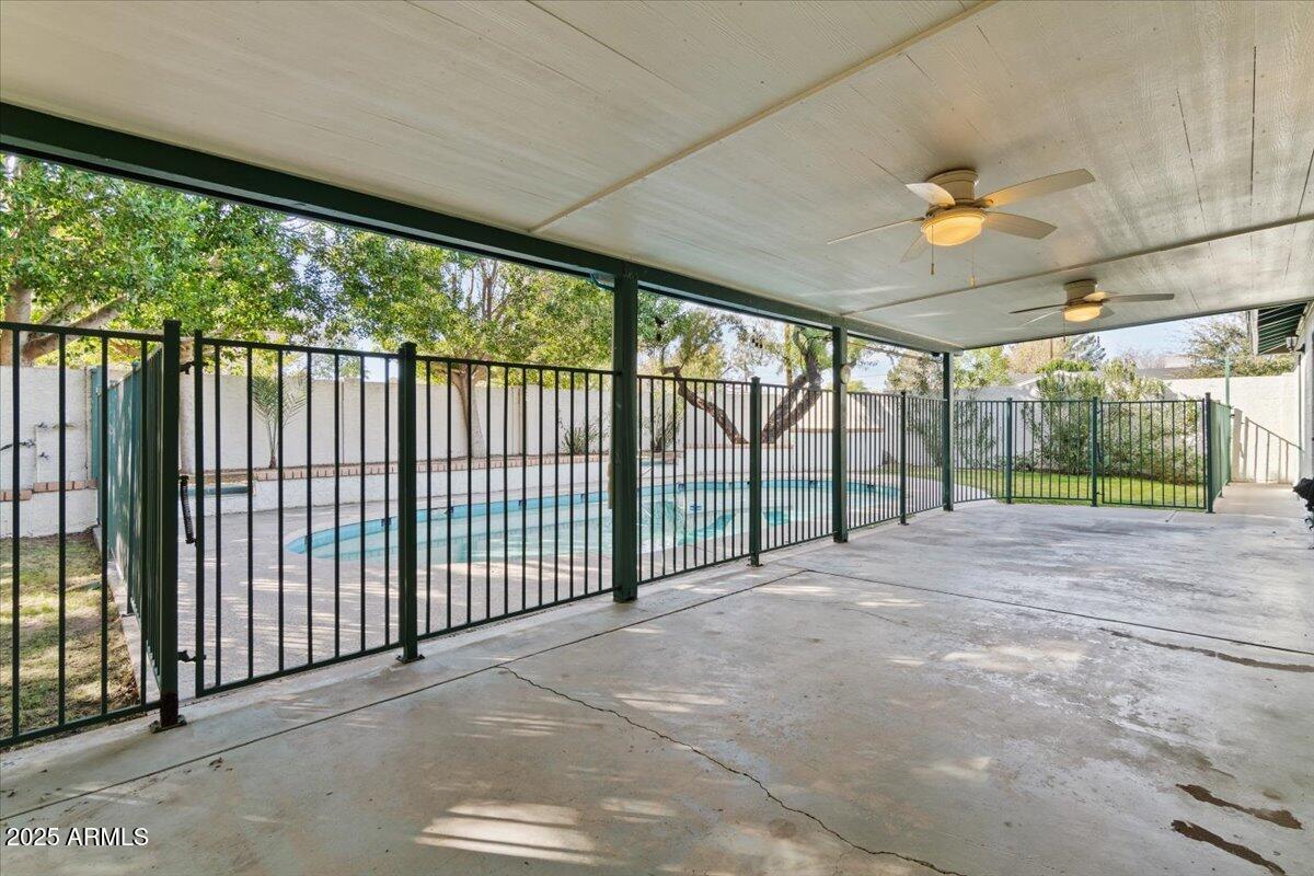 1101 E MARLETTE Avenue