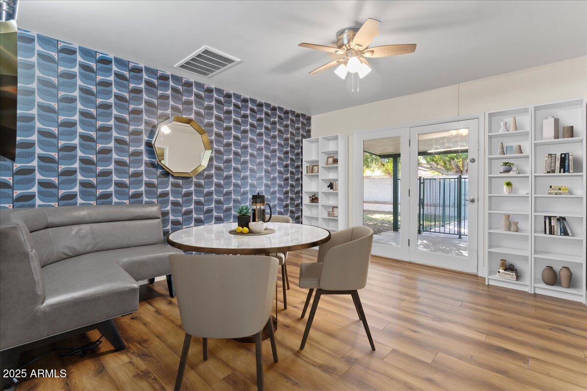 1101 E MARLETTE Avenue