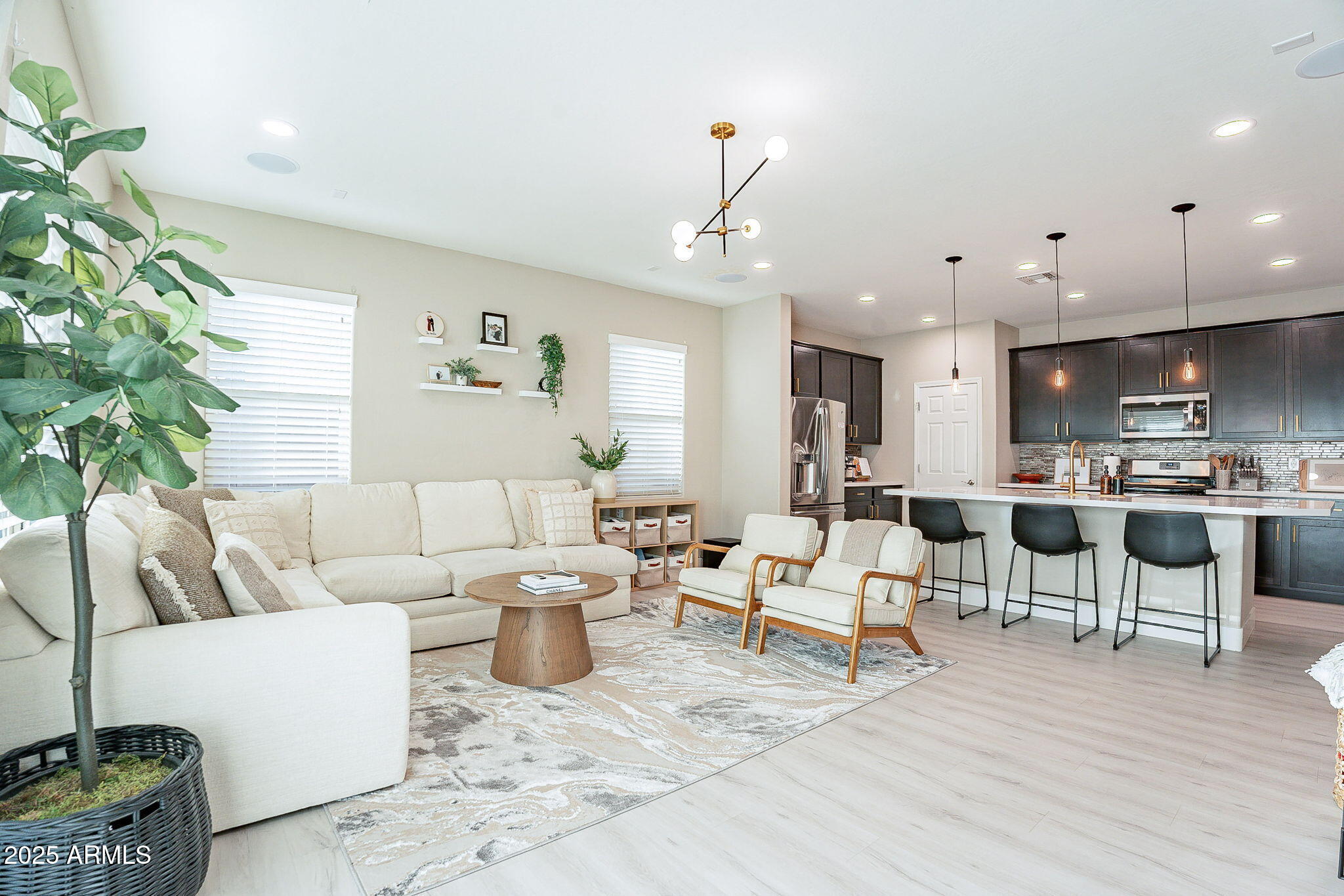 12133 W DESERT MOON Way