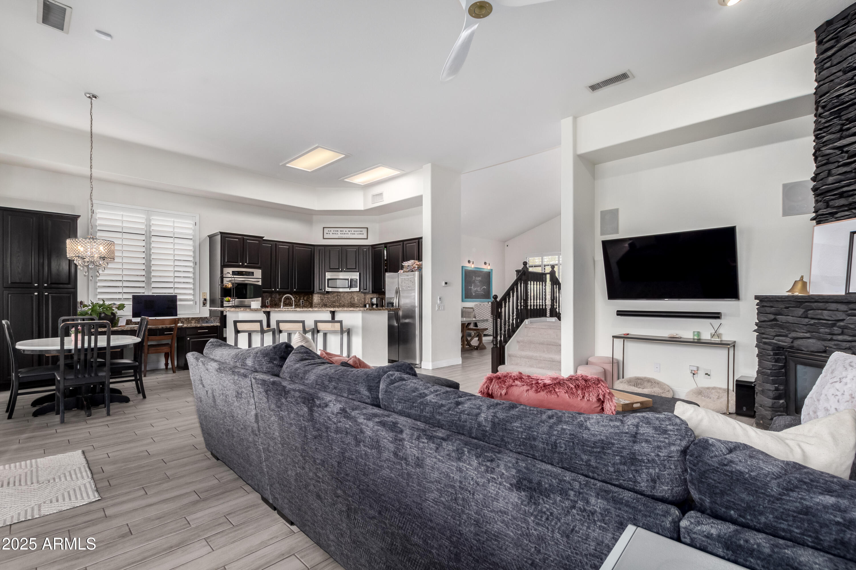 4905 E ESTEVAN Road