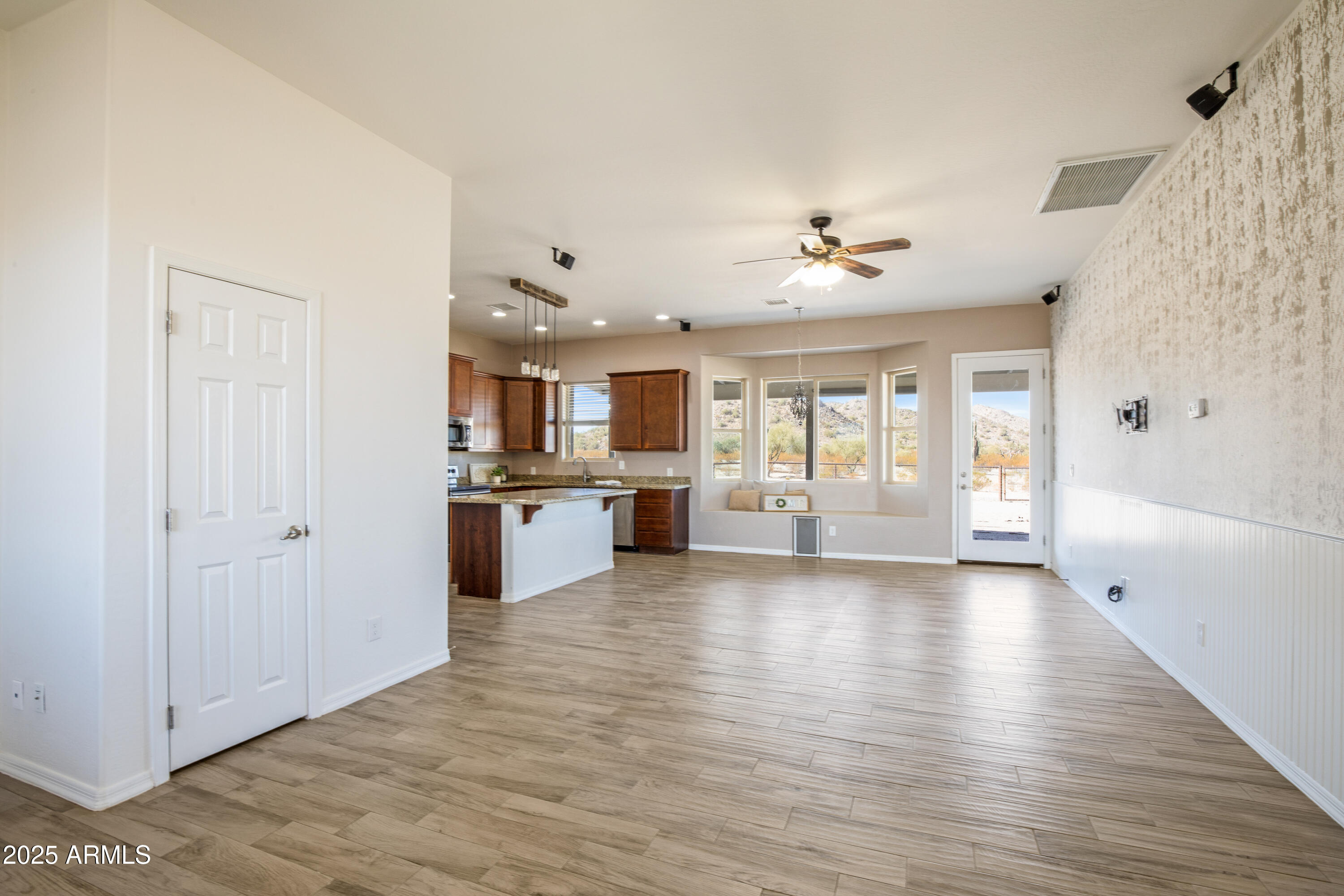 2213 W VIRGIL Drive