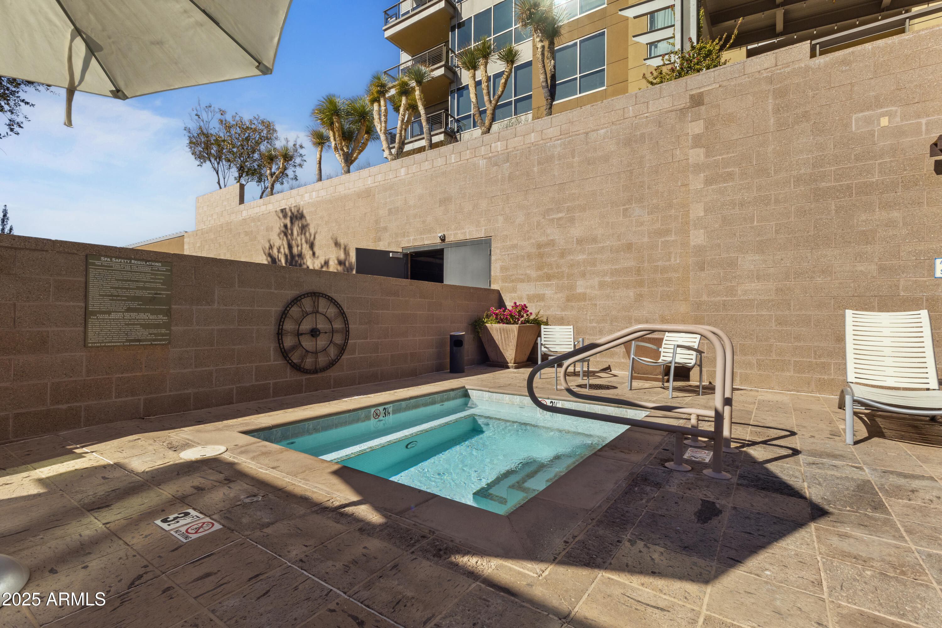 15215 N KIERLAND Boulevard # 106