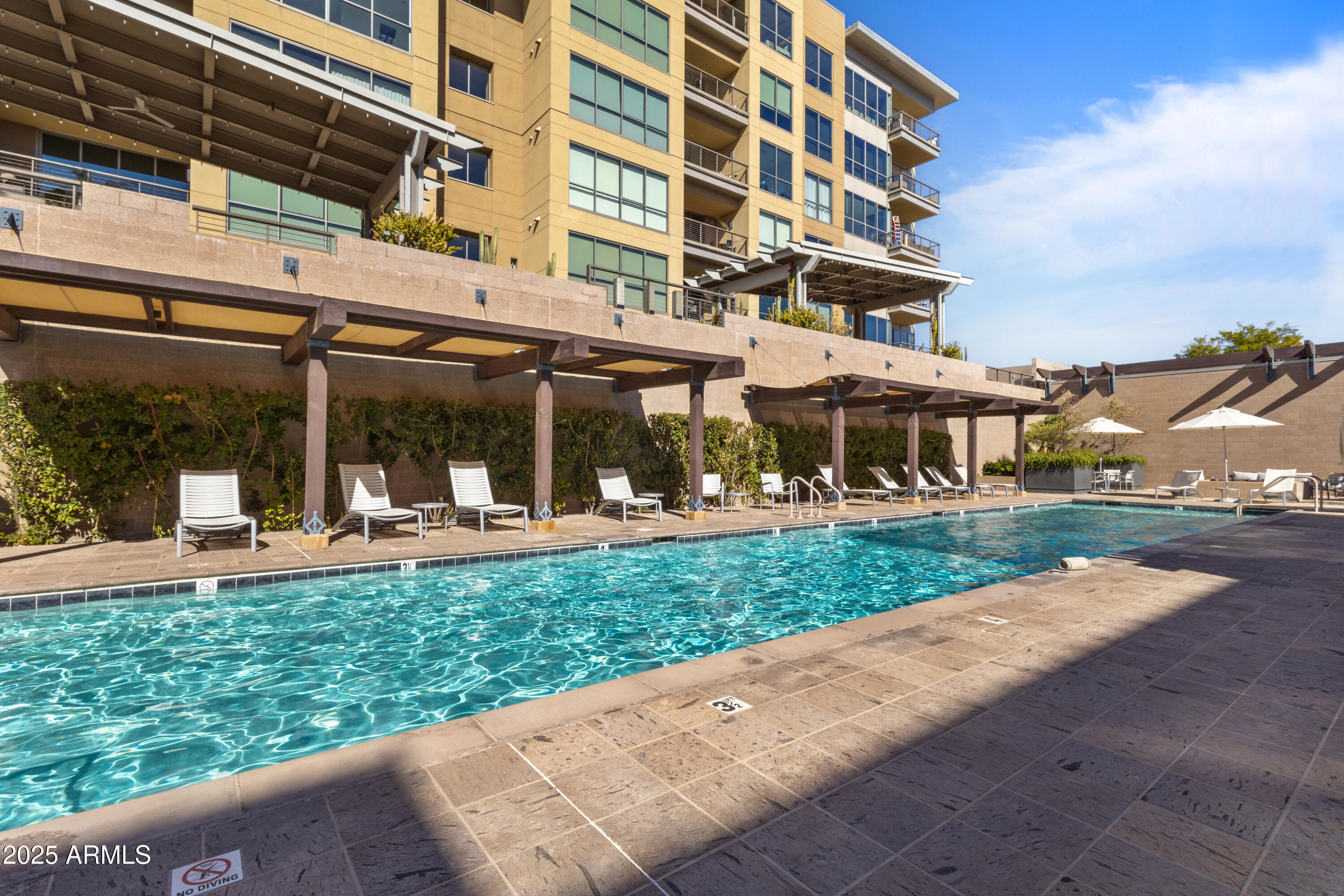 15215 N KIERLAND Boulevard # 106