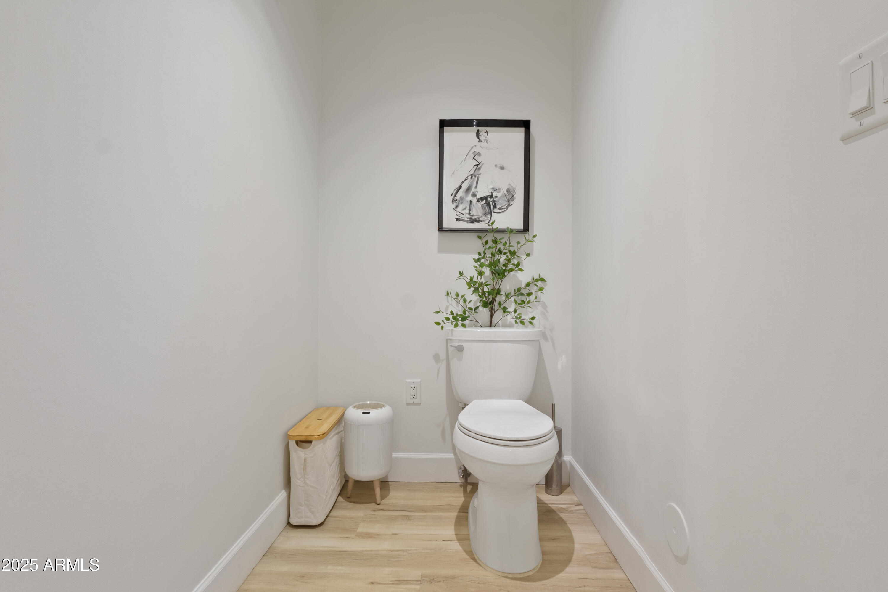15215 N KIERLAND Boulevard # 106