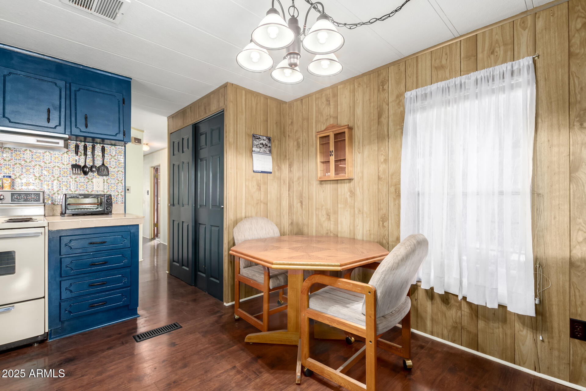 3405 S Tomahawk Road # 111