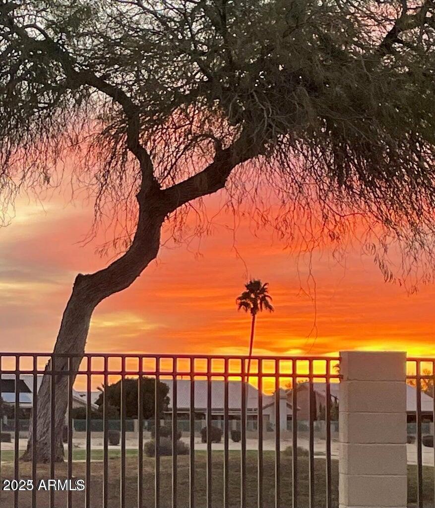 2801 N LITCHFIELD Road # 72