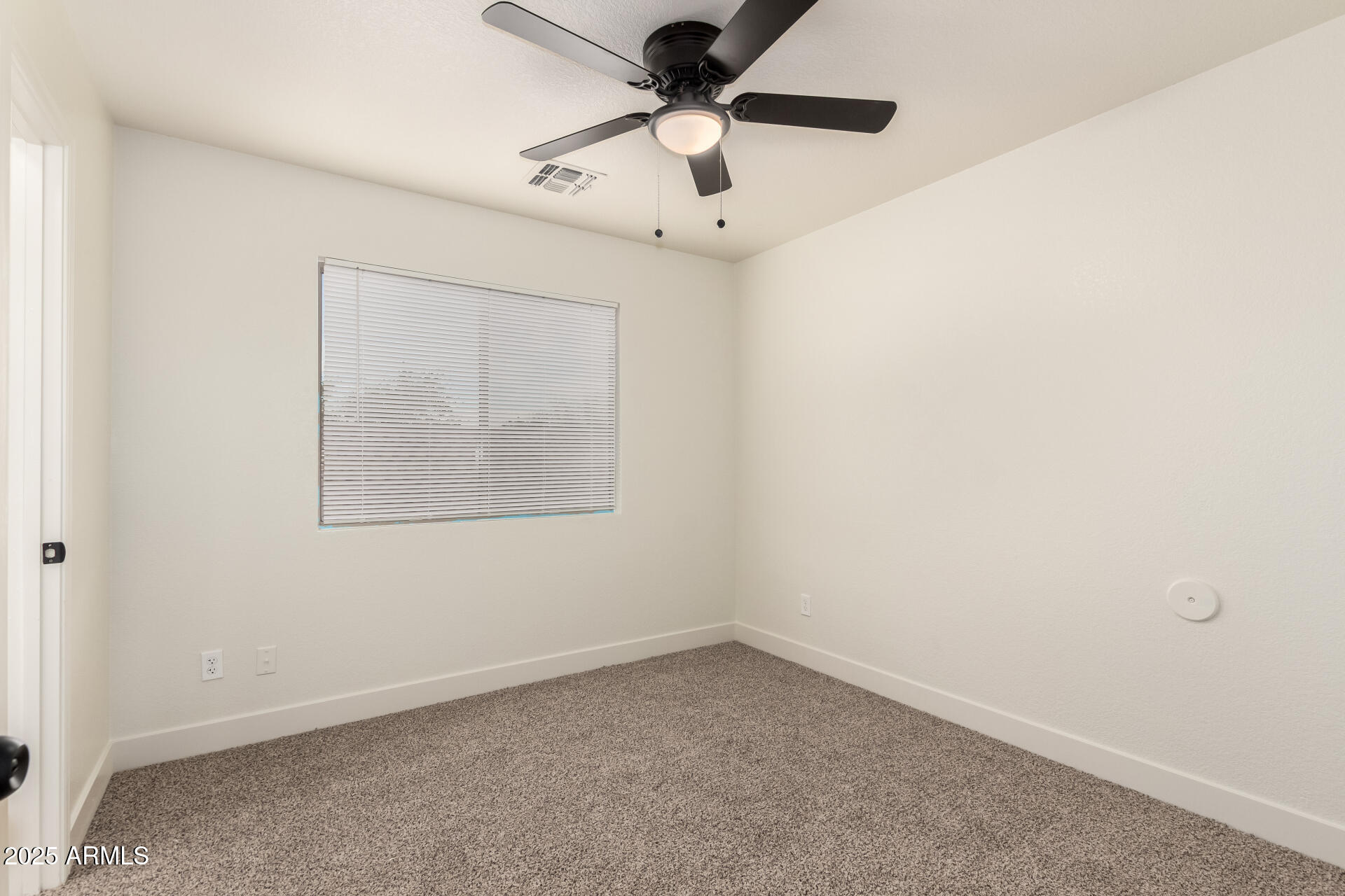 6338 W HILTON Avenue