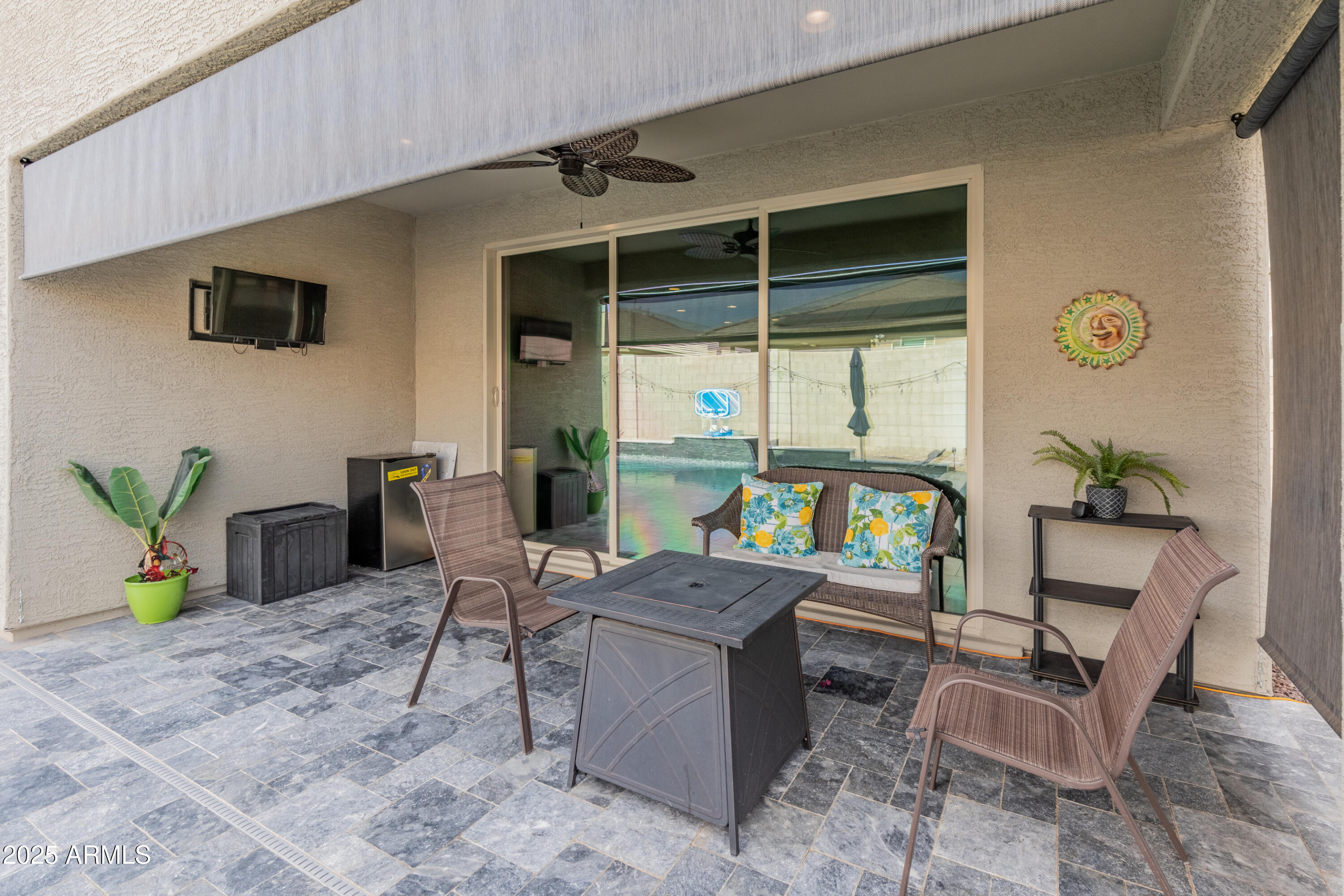 18768 W CLINTON Street