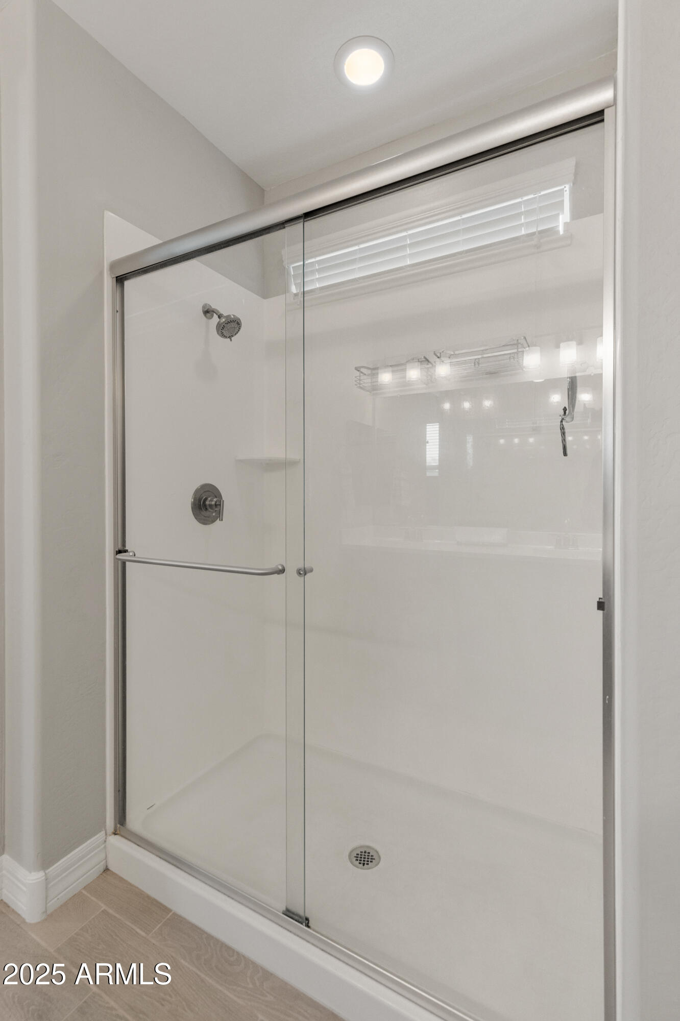 18768 W CLINTON Street