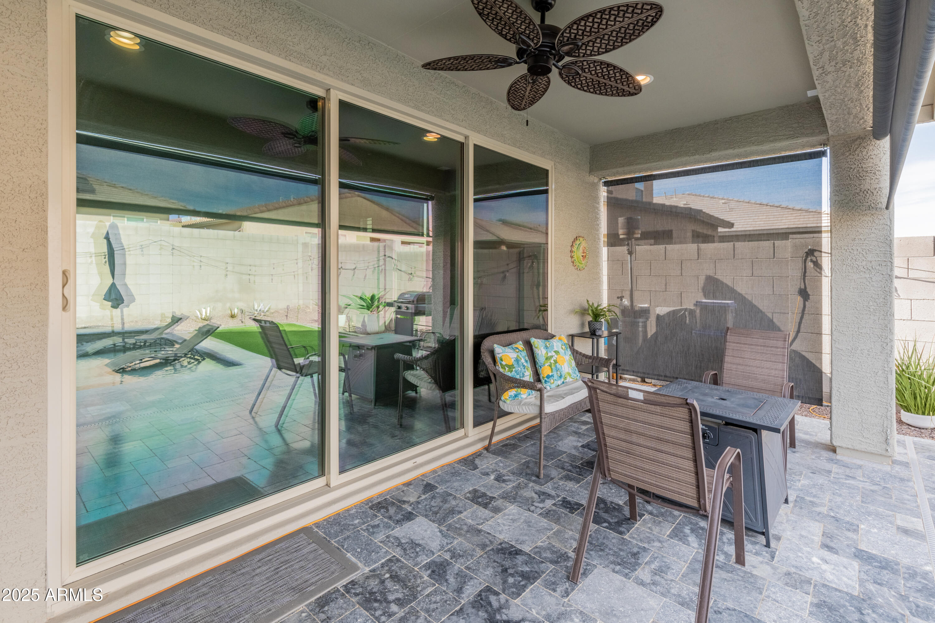 18768 W CLINTON Street