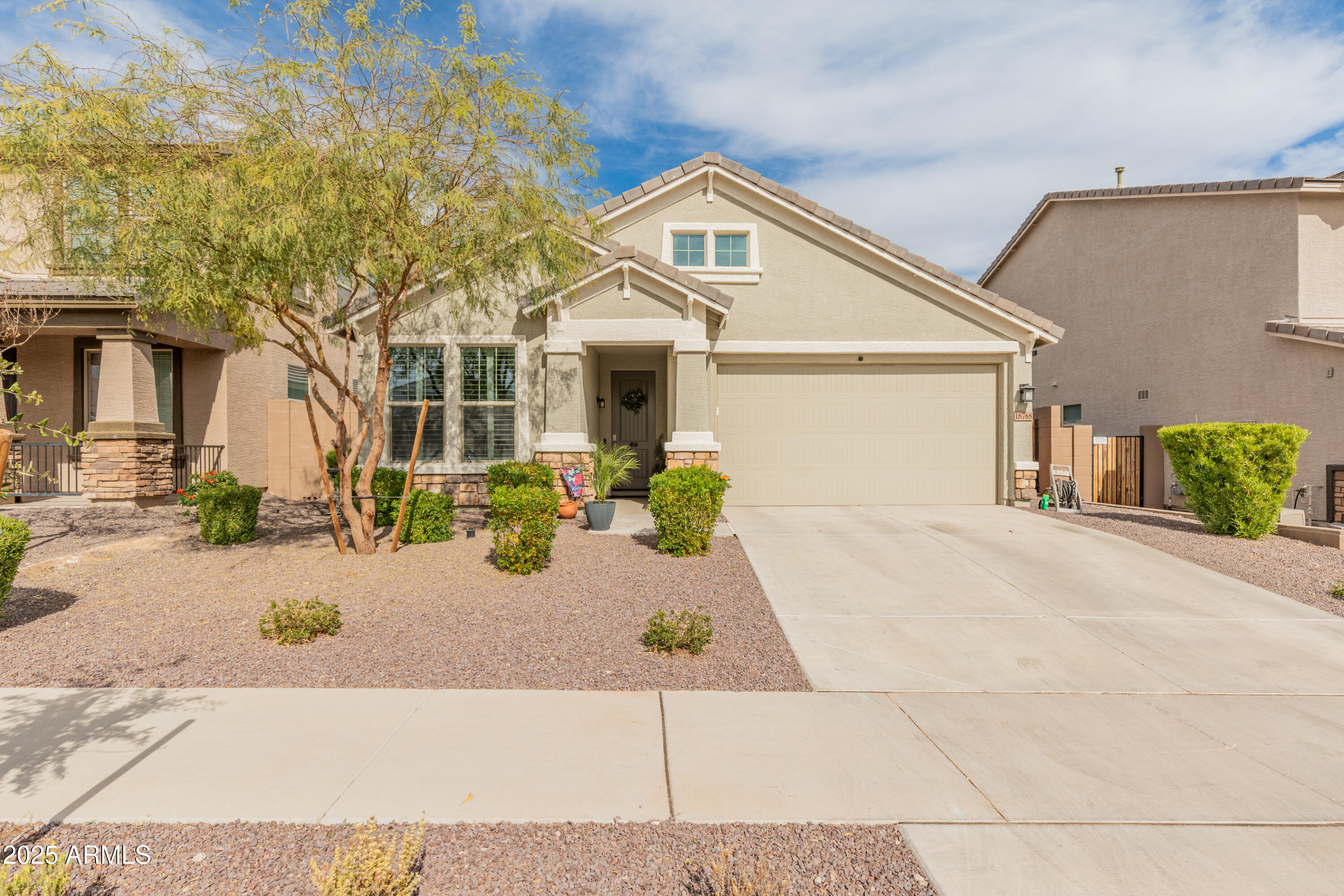 18768 W CLINTON Street