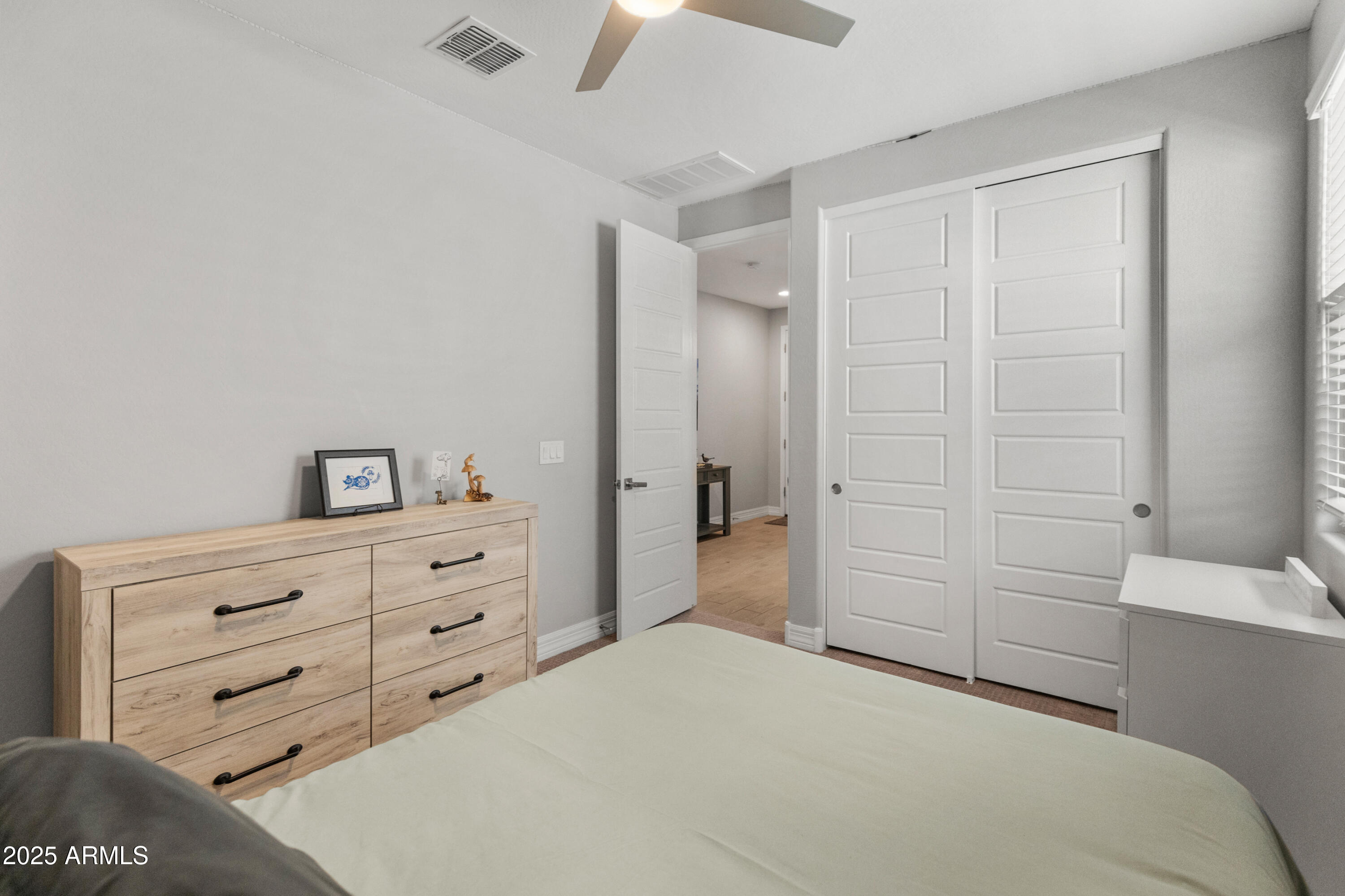 18768 W CLINTON Street