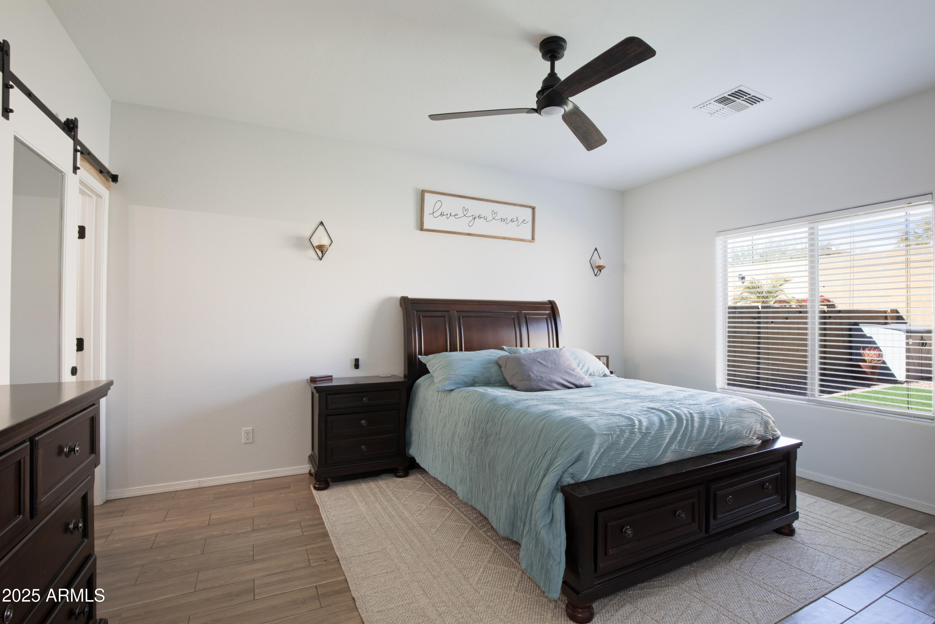 3648 W MEDINAH Court