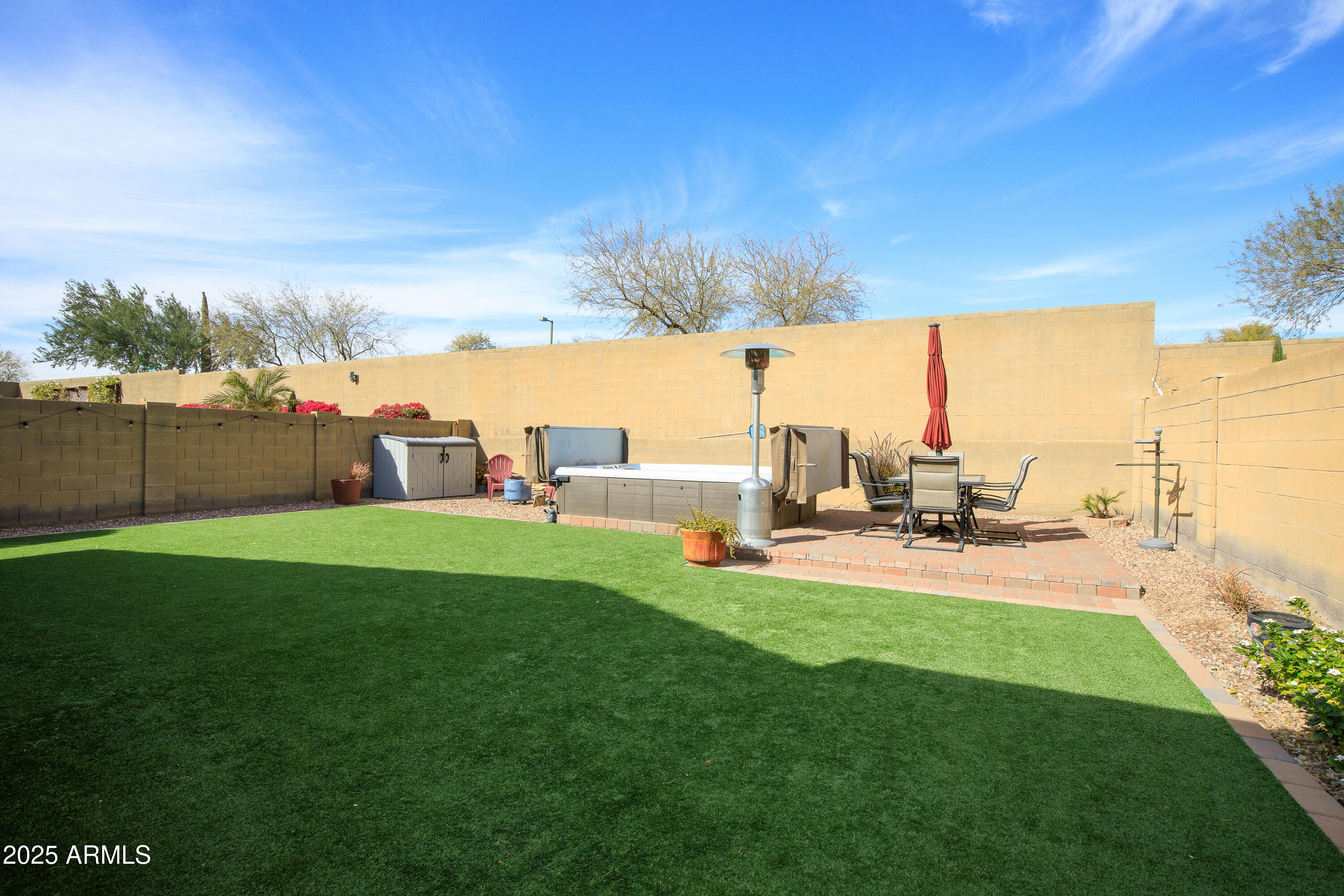 3648 W MEDINAH Court