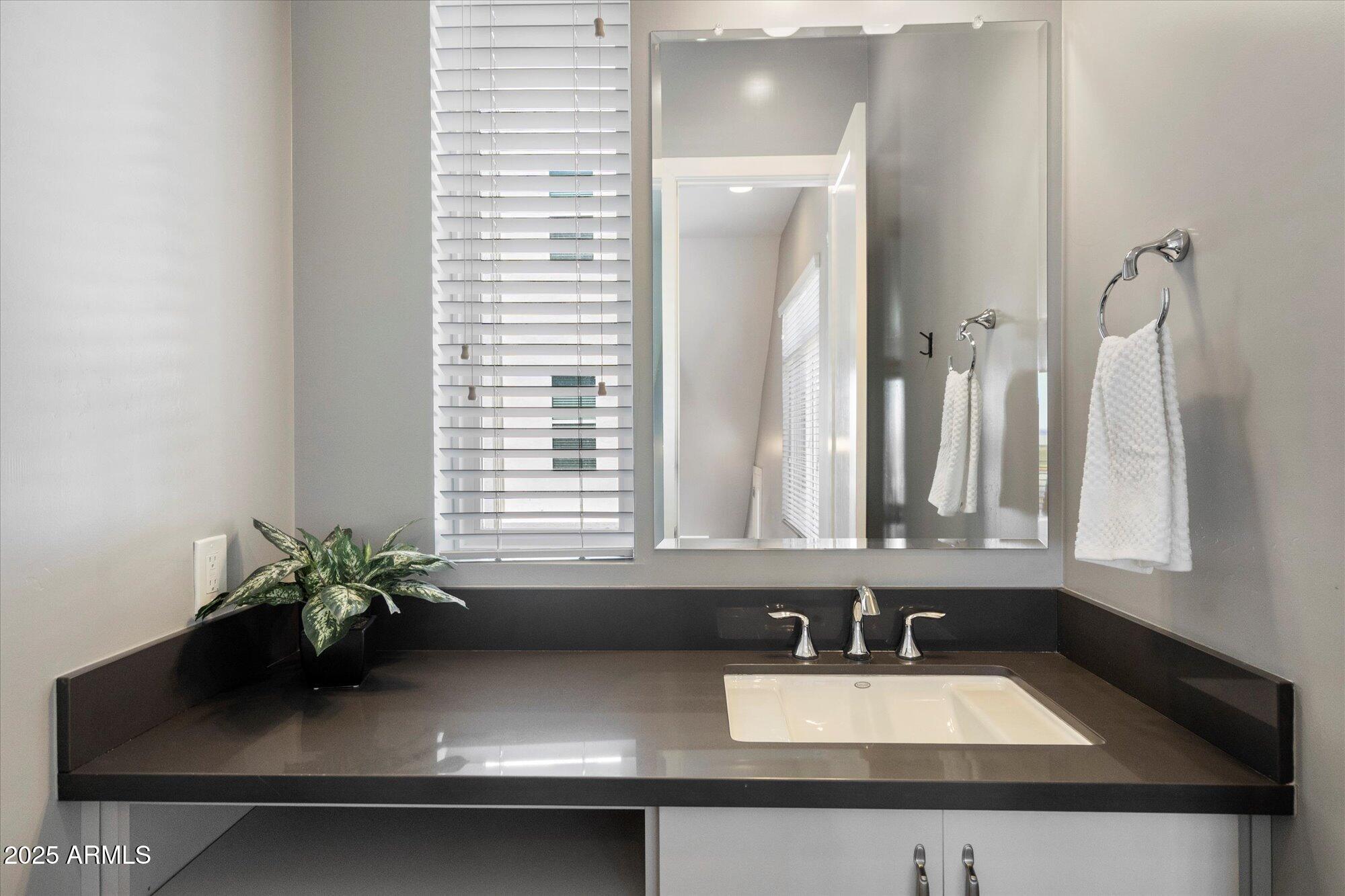 1717 E MORTEN Avenue # 44