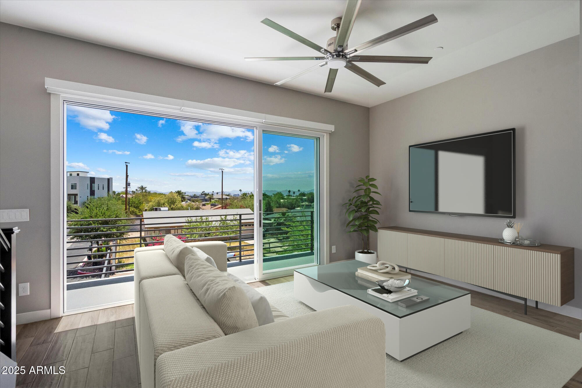 1717 E MORTEN Avenue # 44