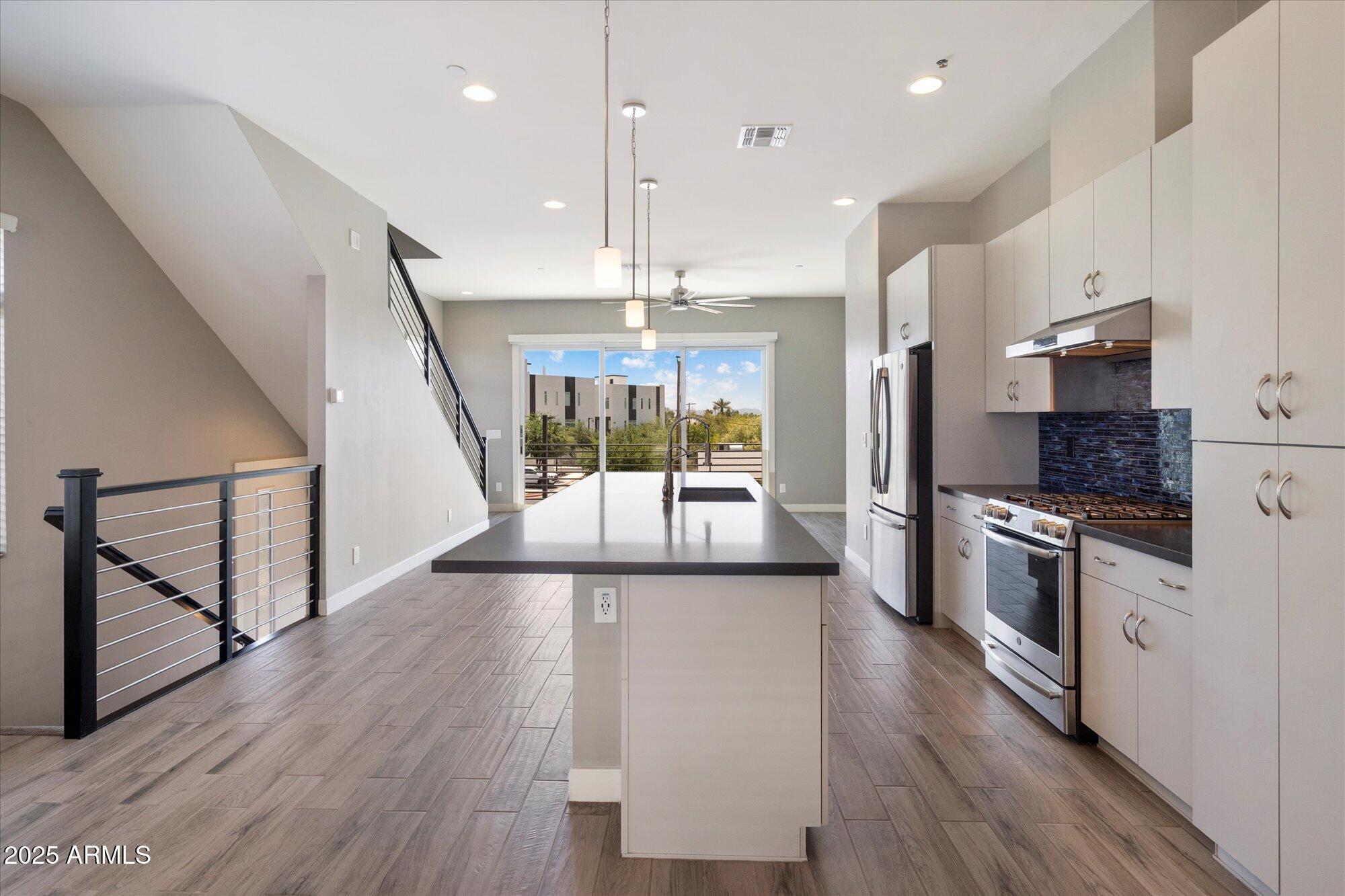 1717 E MORTEN Avenue # 44