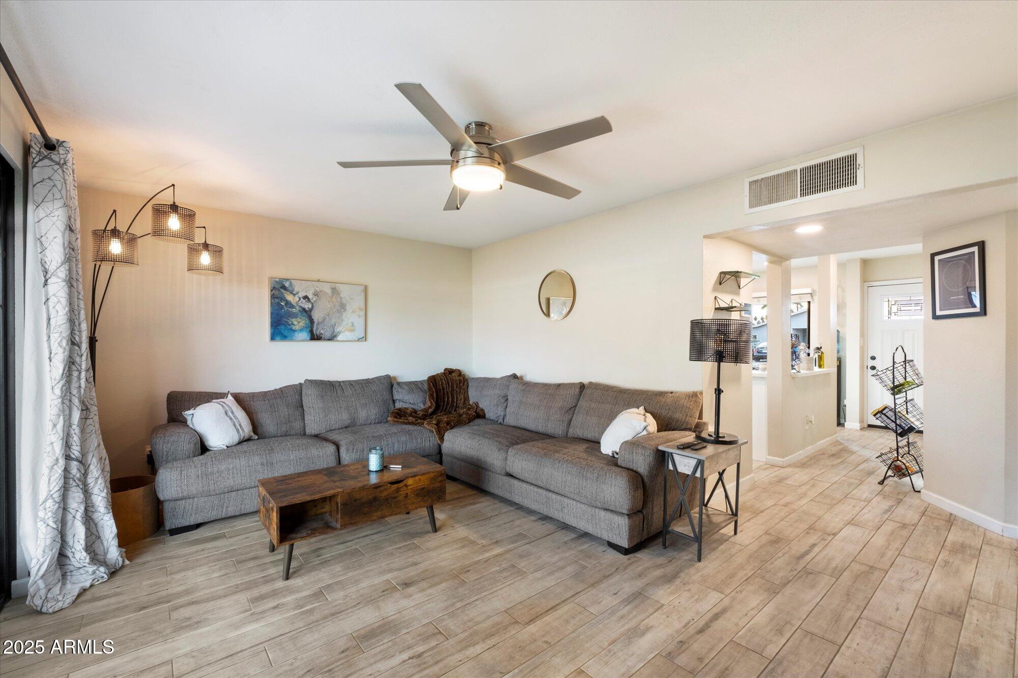 2310 W STELLA Lane