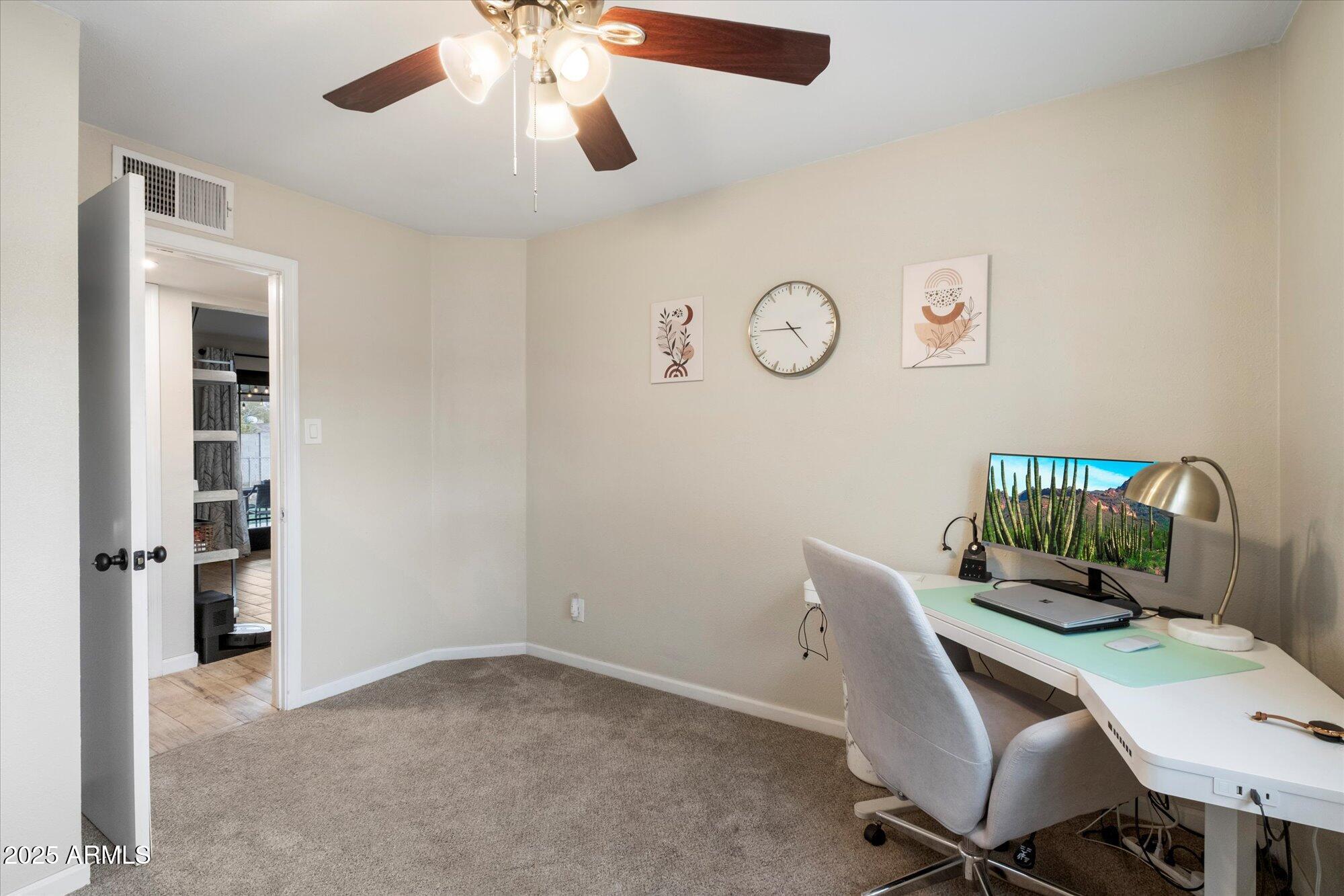 2310 W STELLA Lane