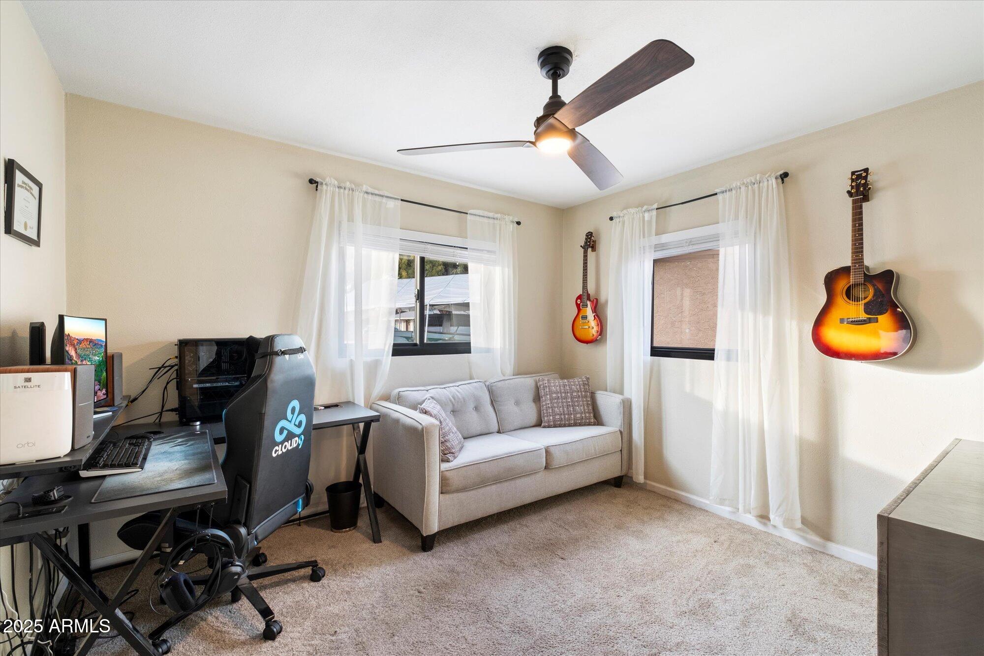 2310 W STELLA Lane