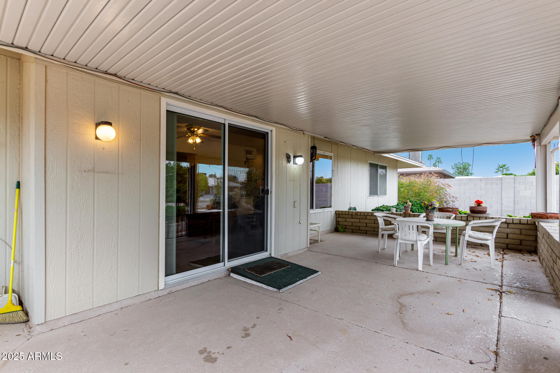 10110 W SOMBRERO Circle