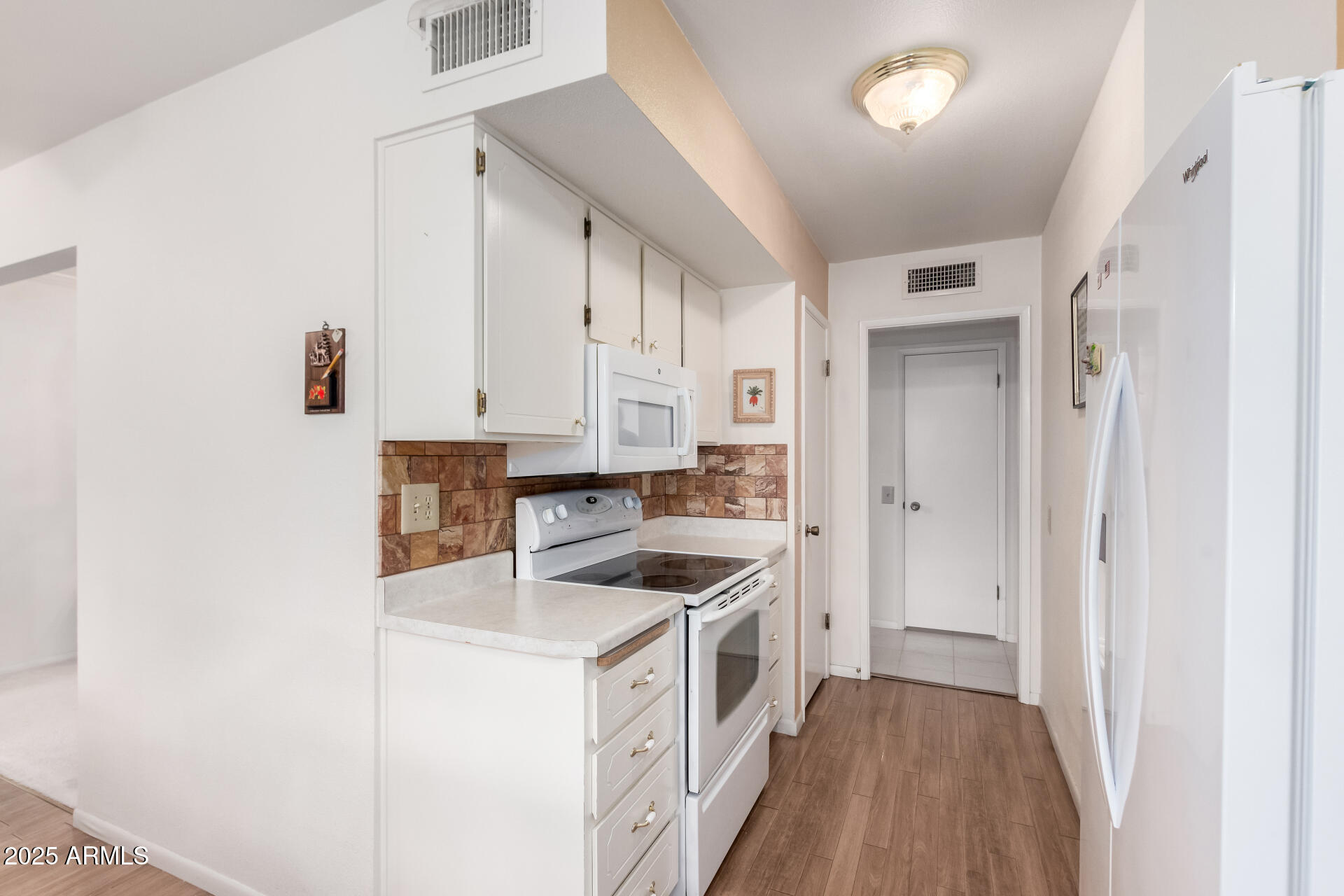 10110 W SOMBRERO Circle